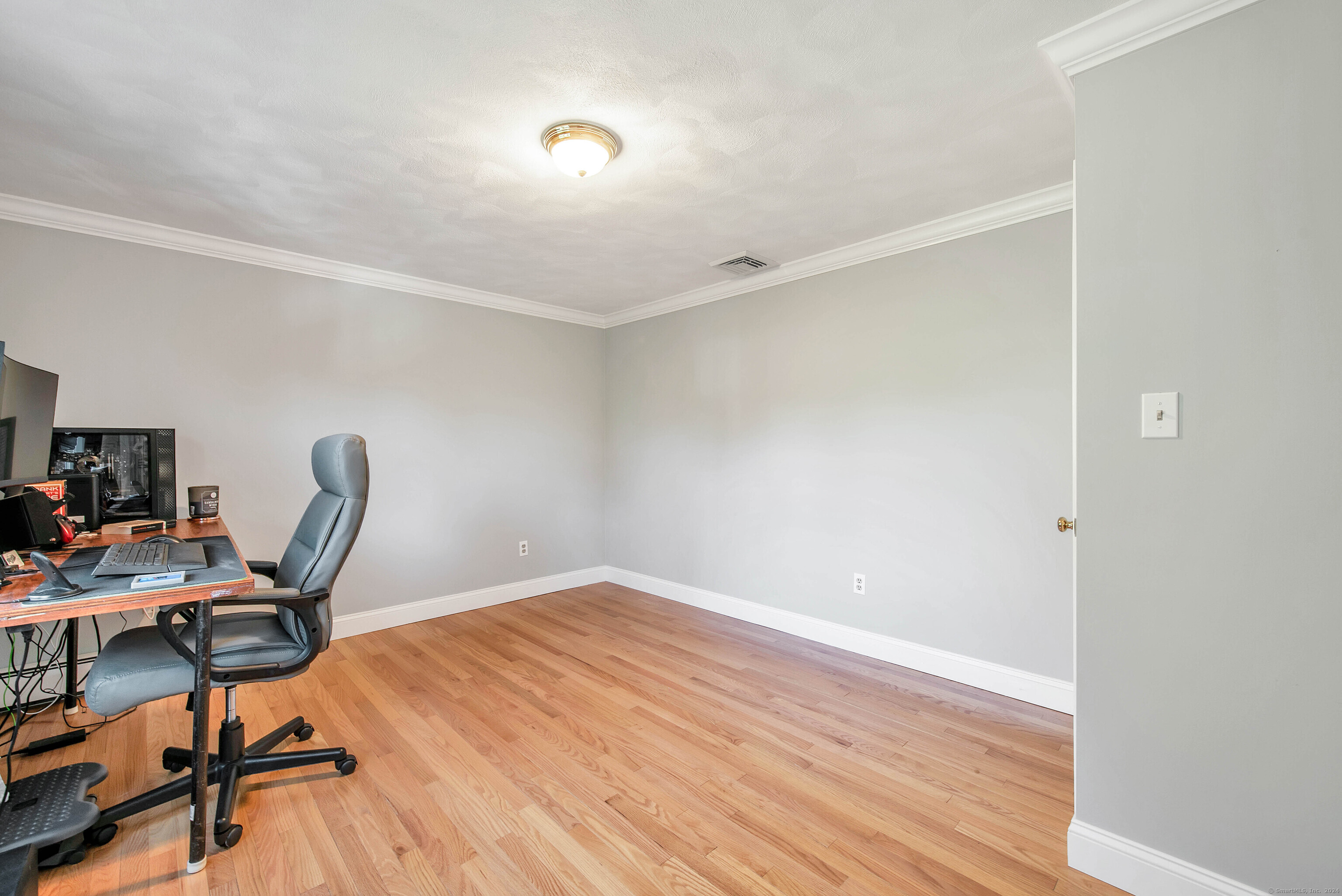 9 Mikelin Drive
