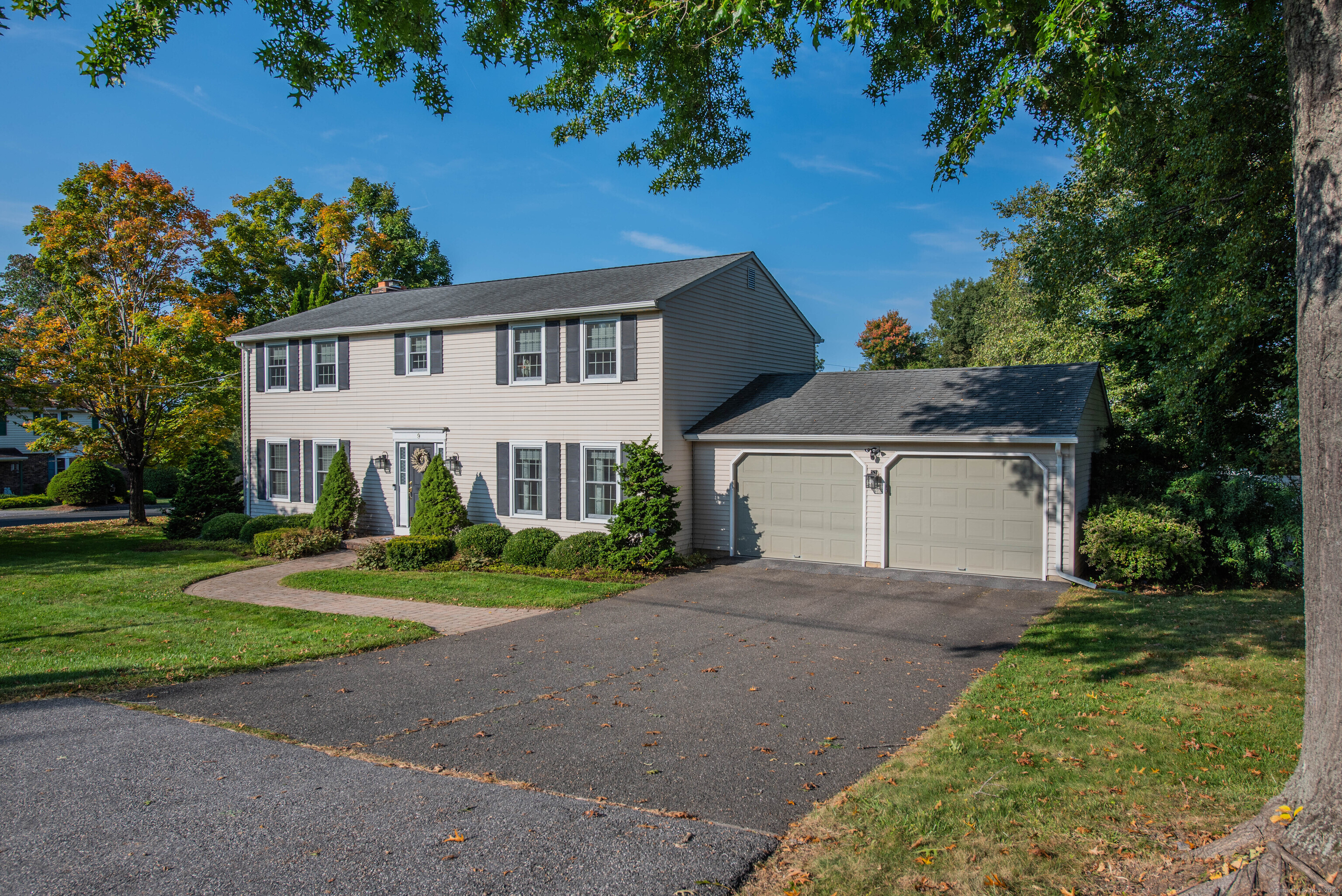 9 Mikelin Drive