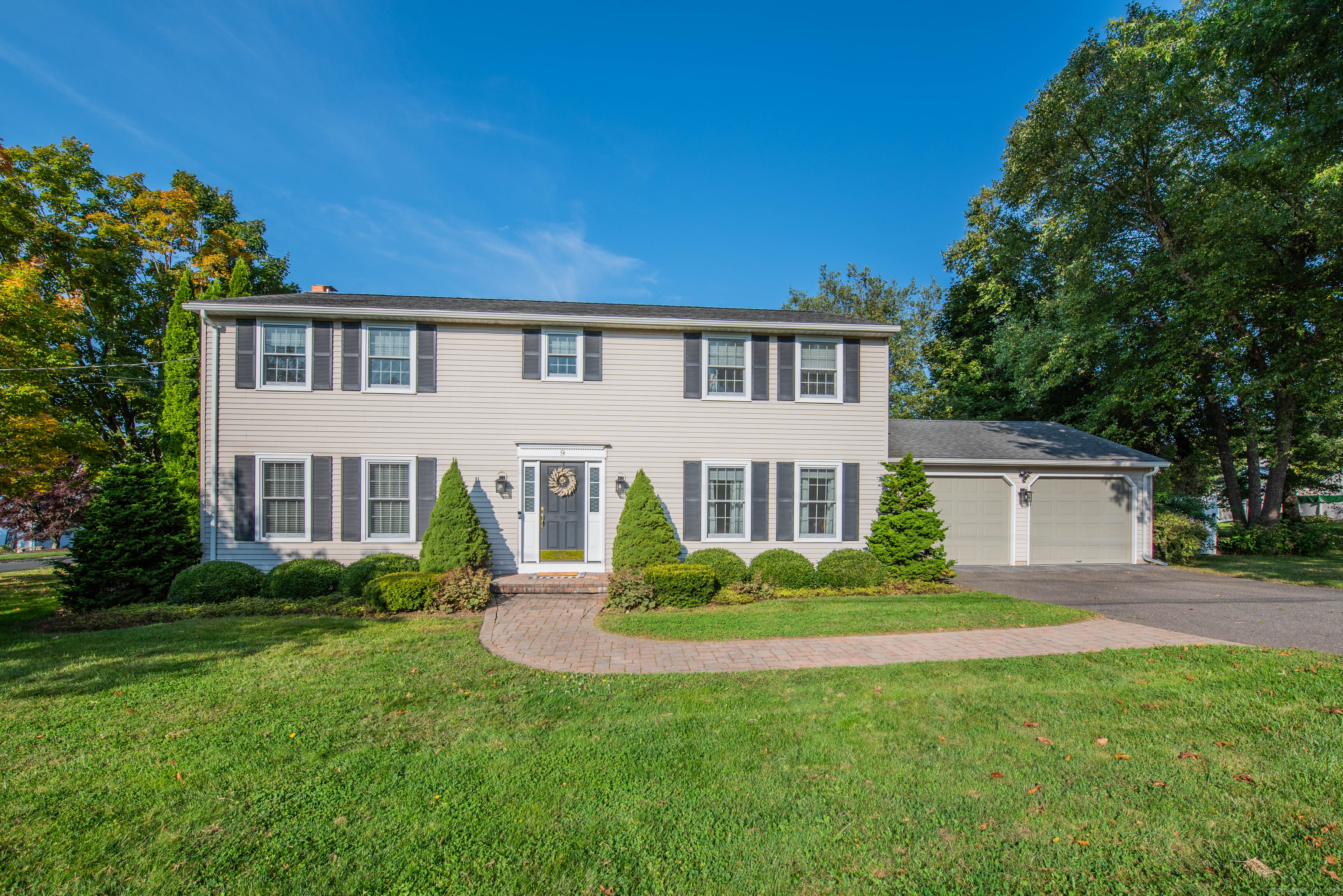 9 Mikelin Drive