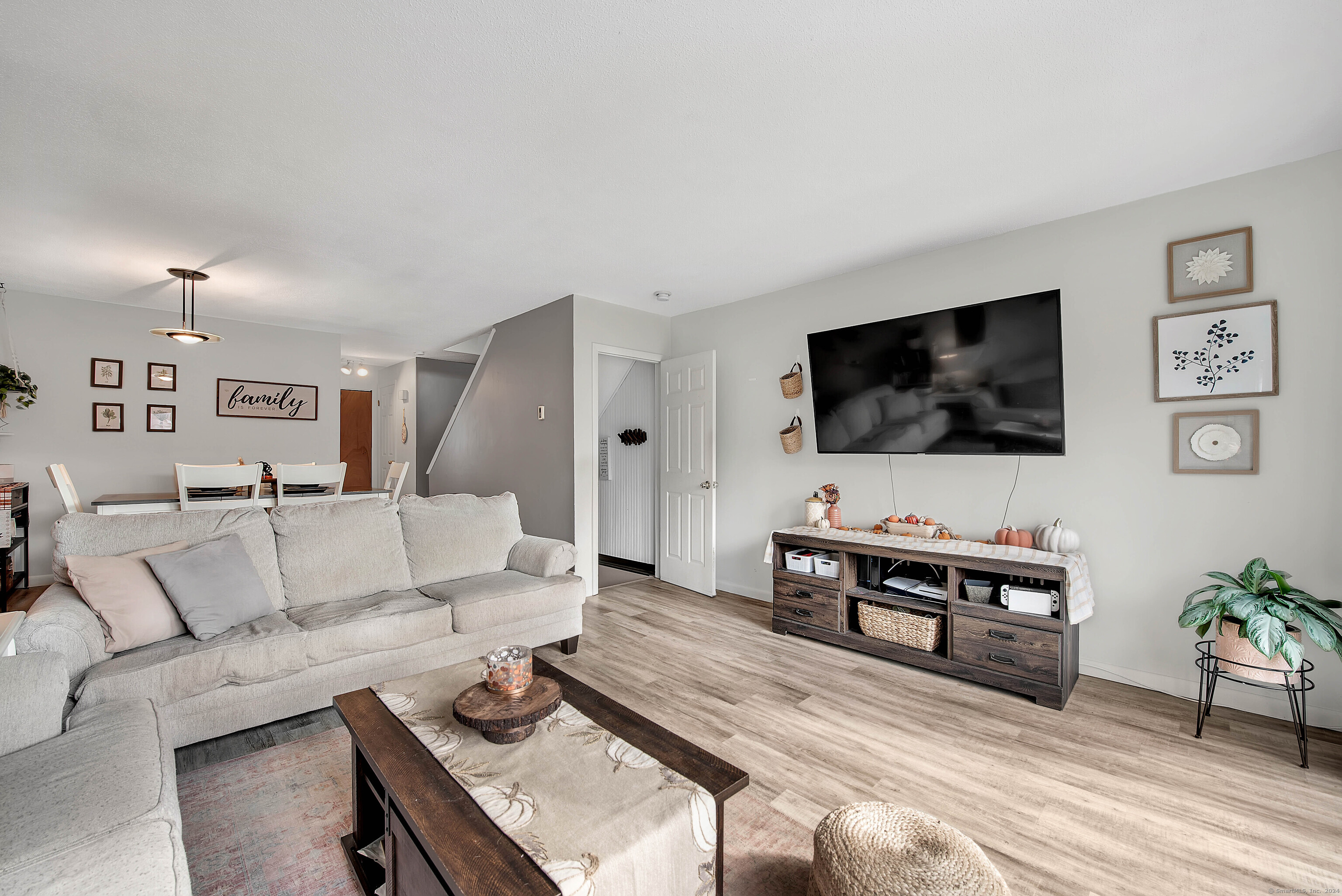 220 Main Street APT 7F
