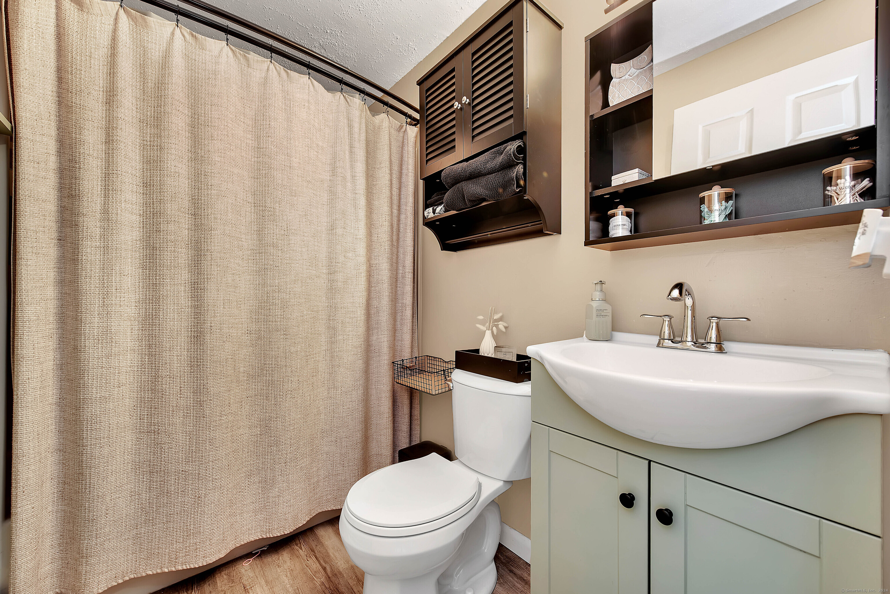 220 Main Street APT 7F