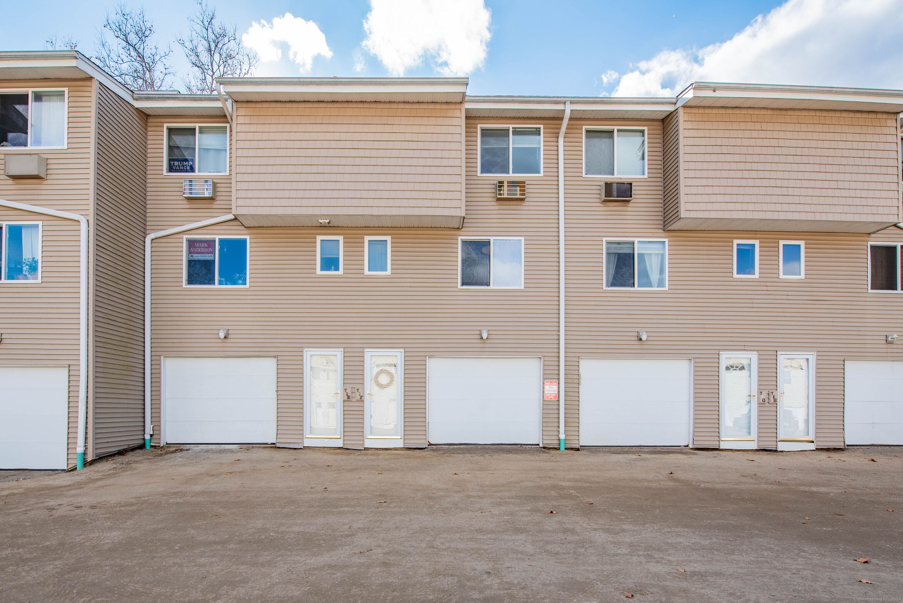 220 Main Street APT 7F