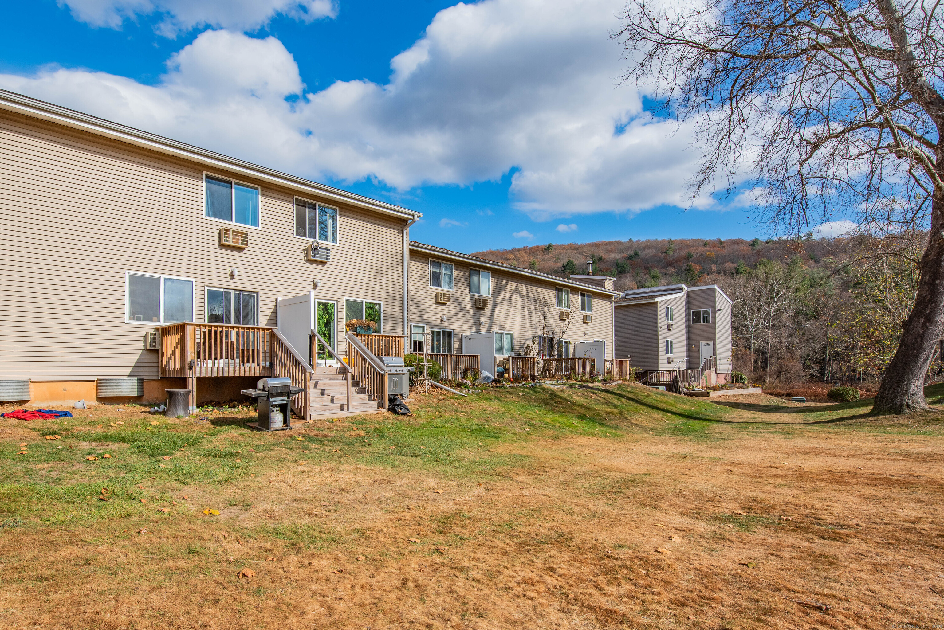 220 Main Street APT 7F