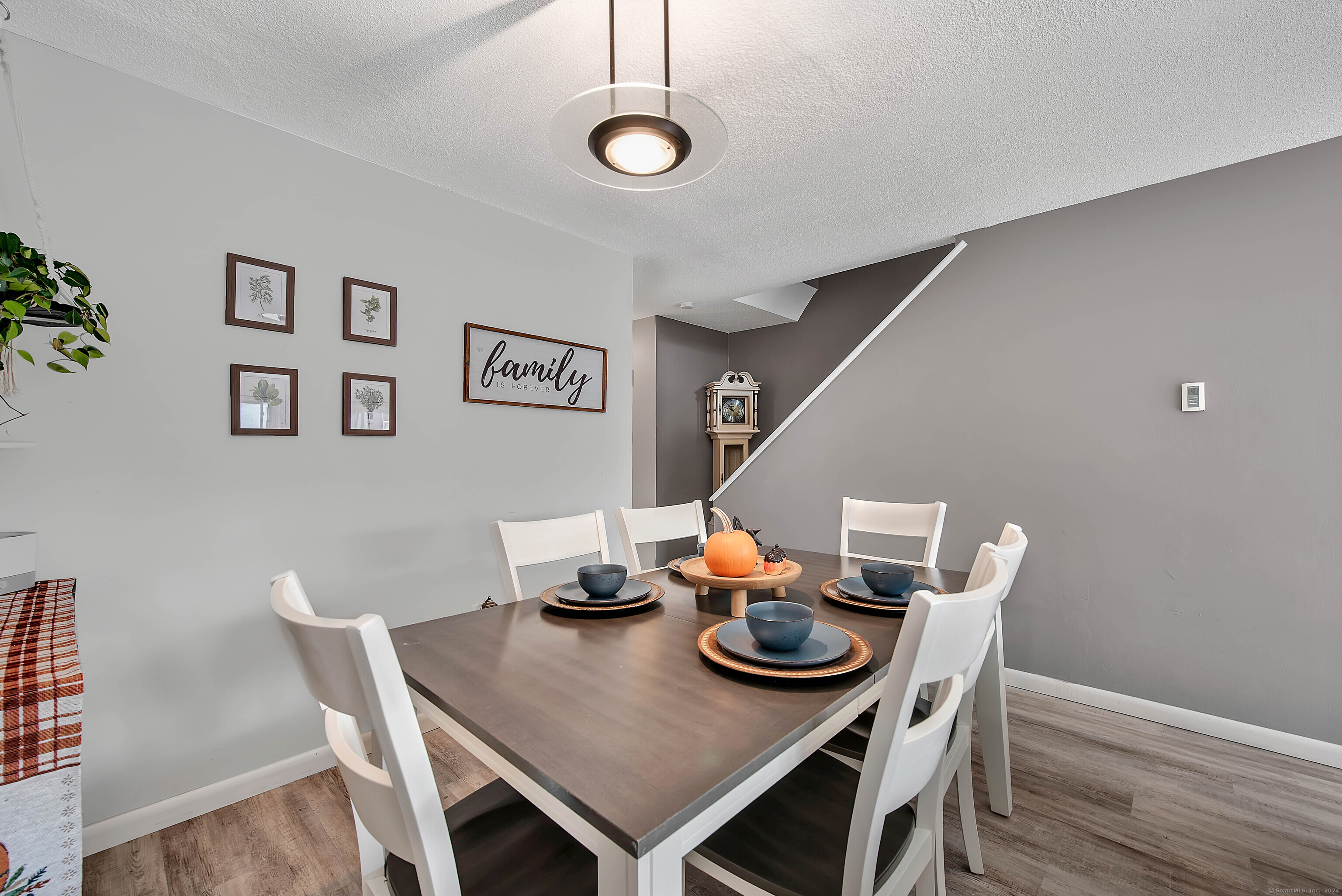 220 Main Street APT 7F
