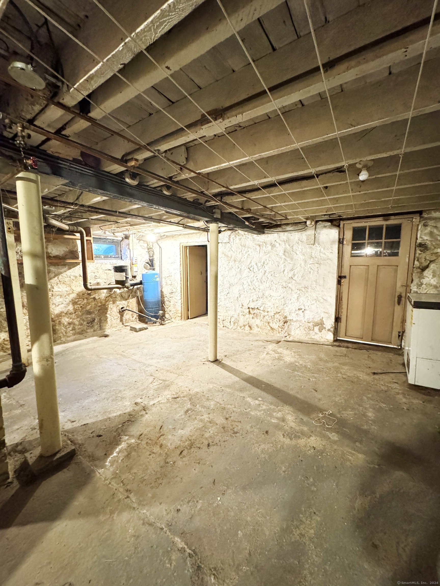 285 Highland Avenue