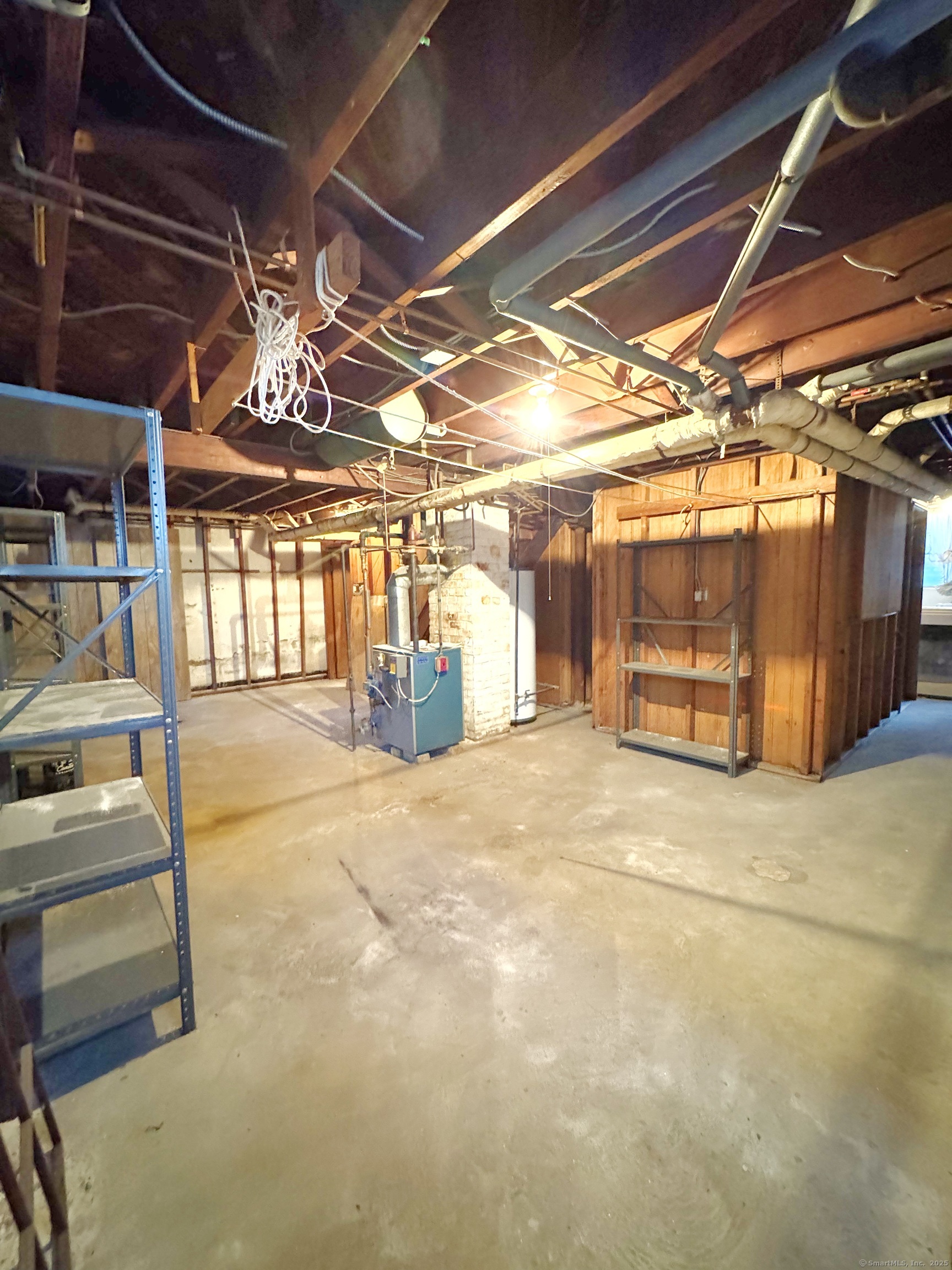 87 Long Hill Avenue