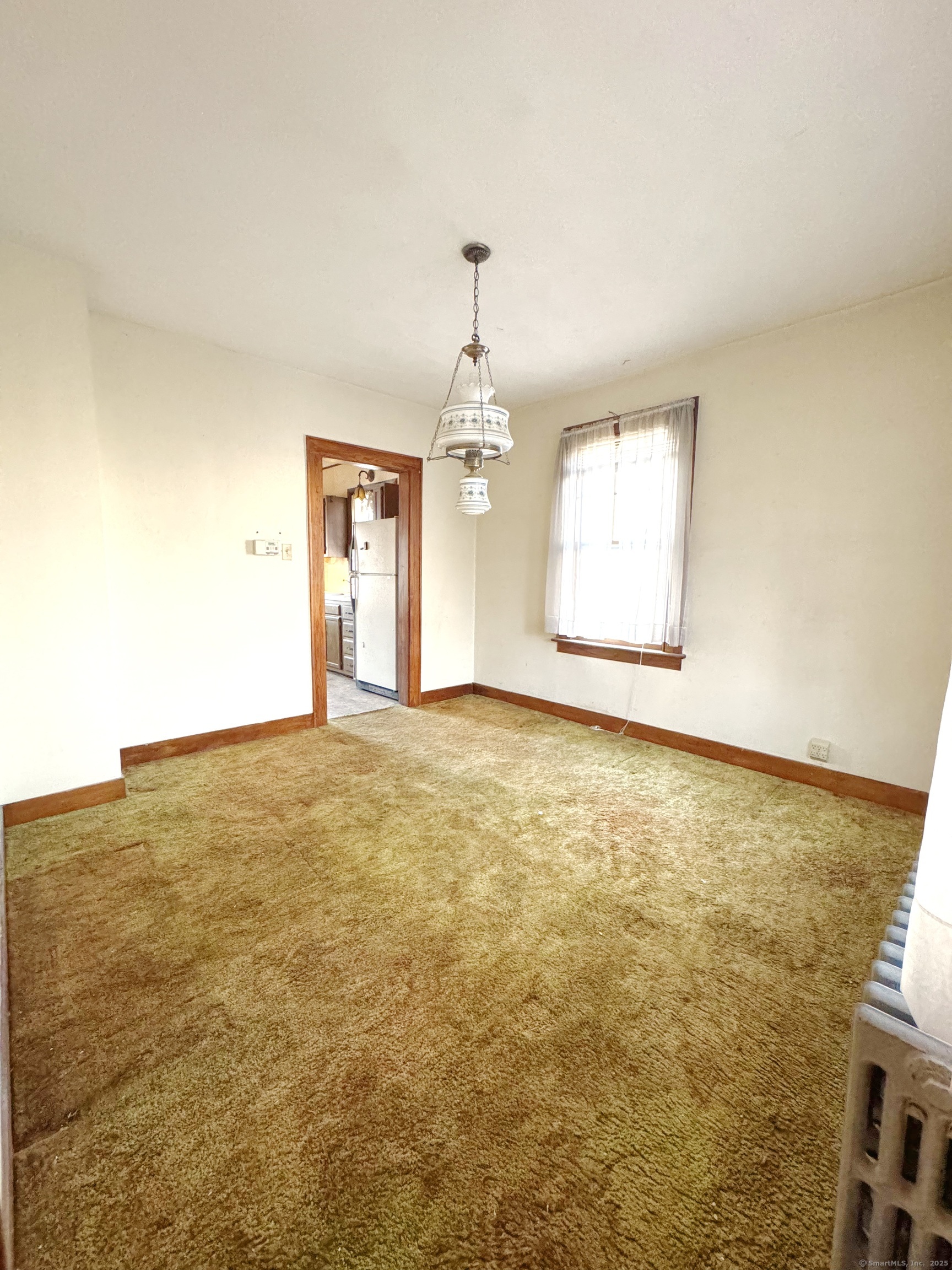 87 Long Hill Avenue