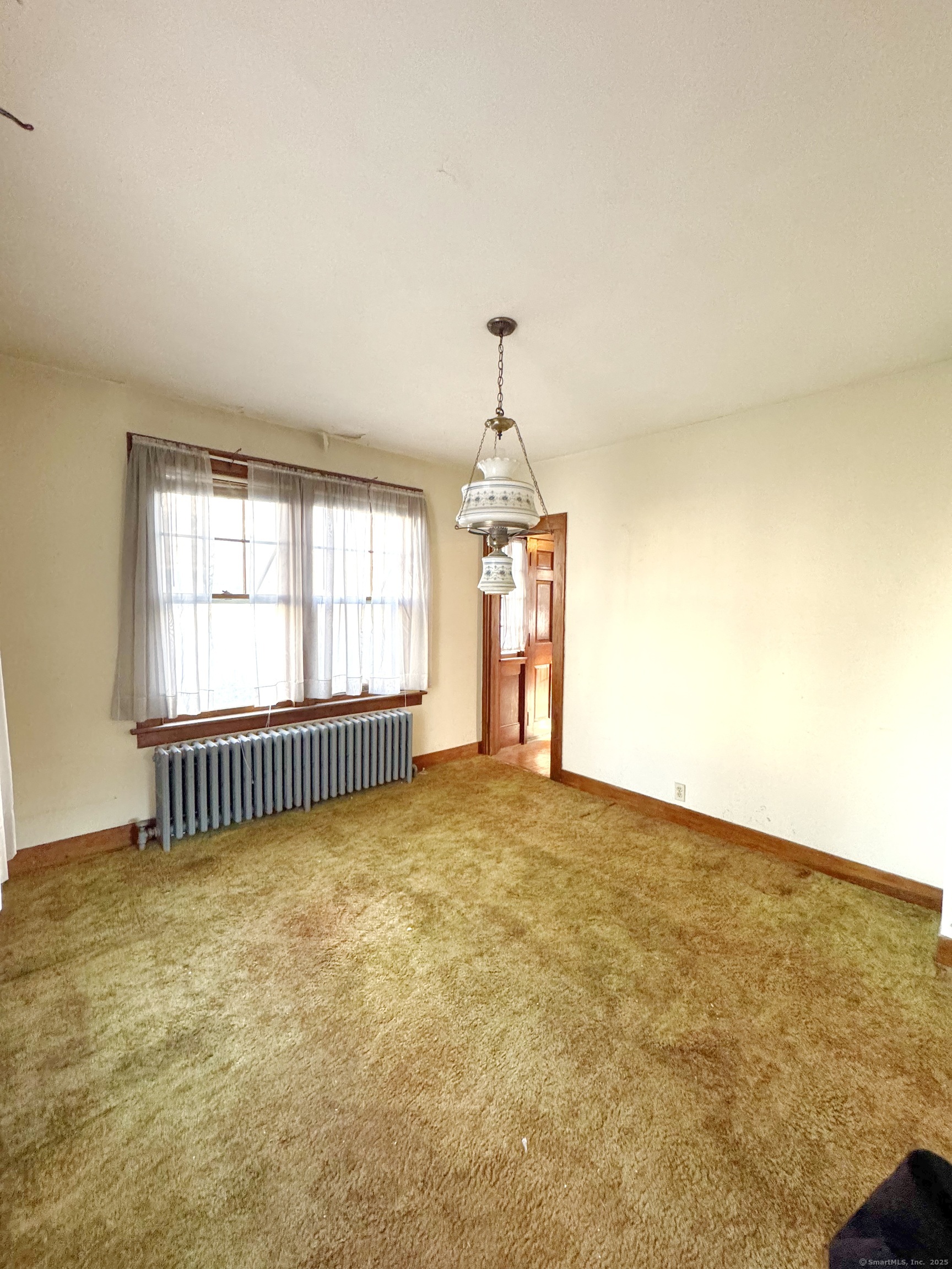 87 Long Hill Avenue