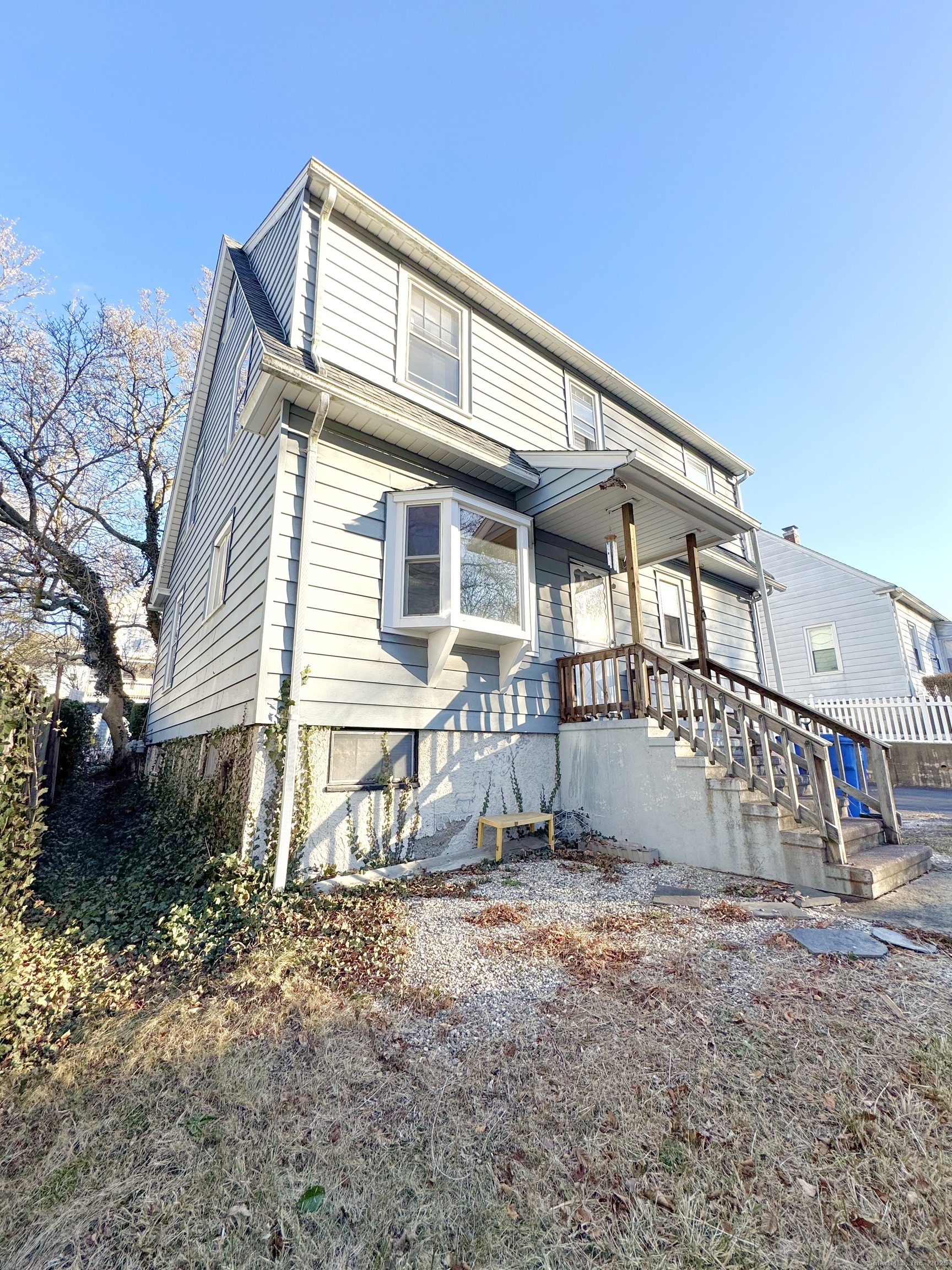 87 Long Hill Avenue