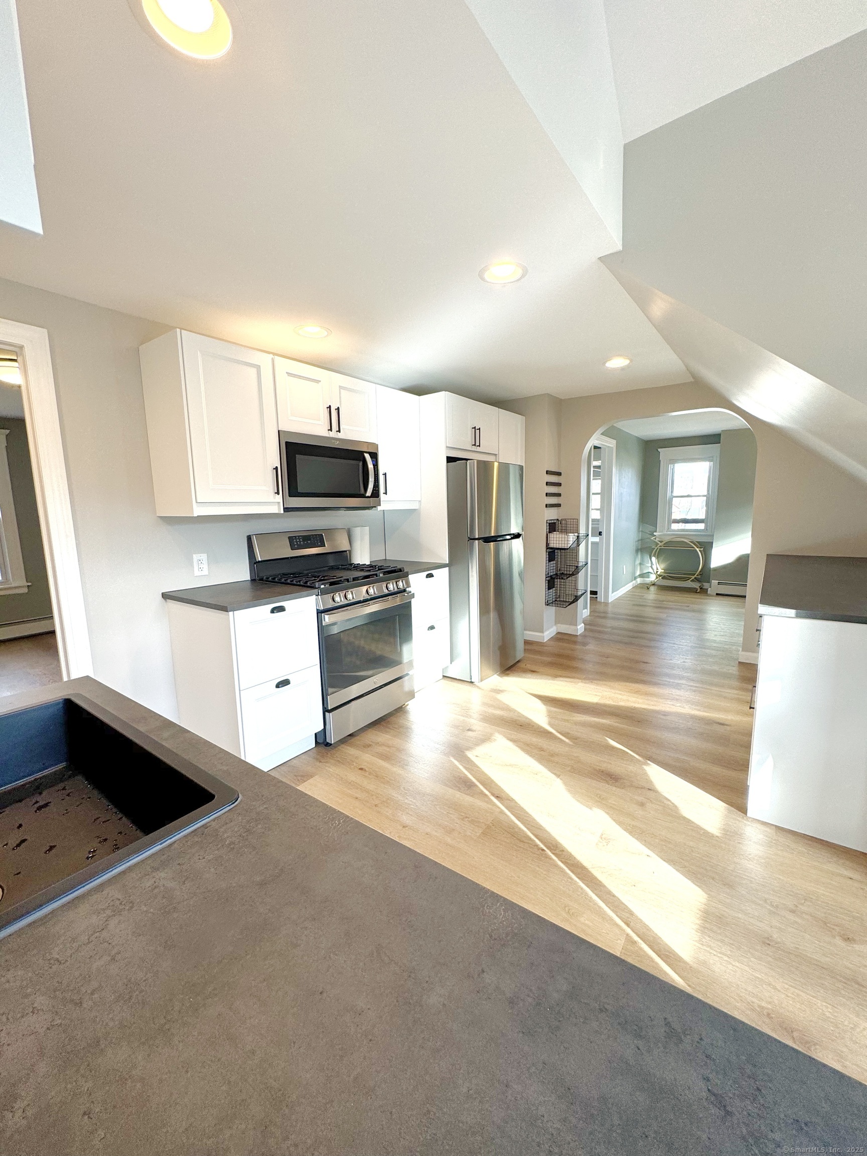 38 Maple Street 3