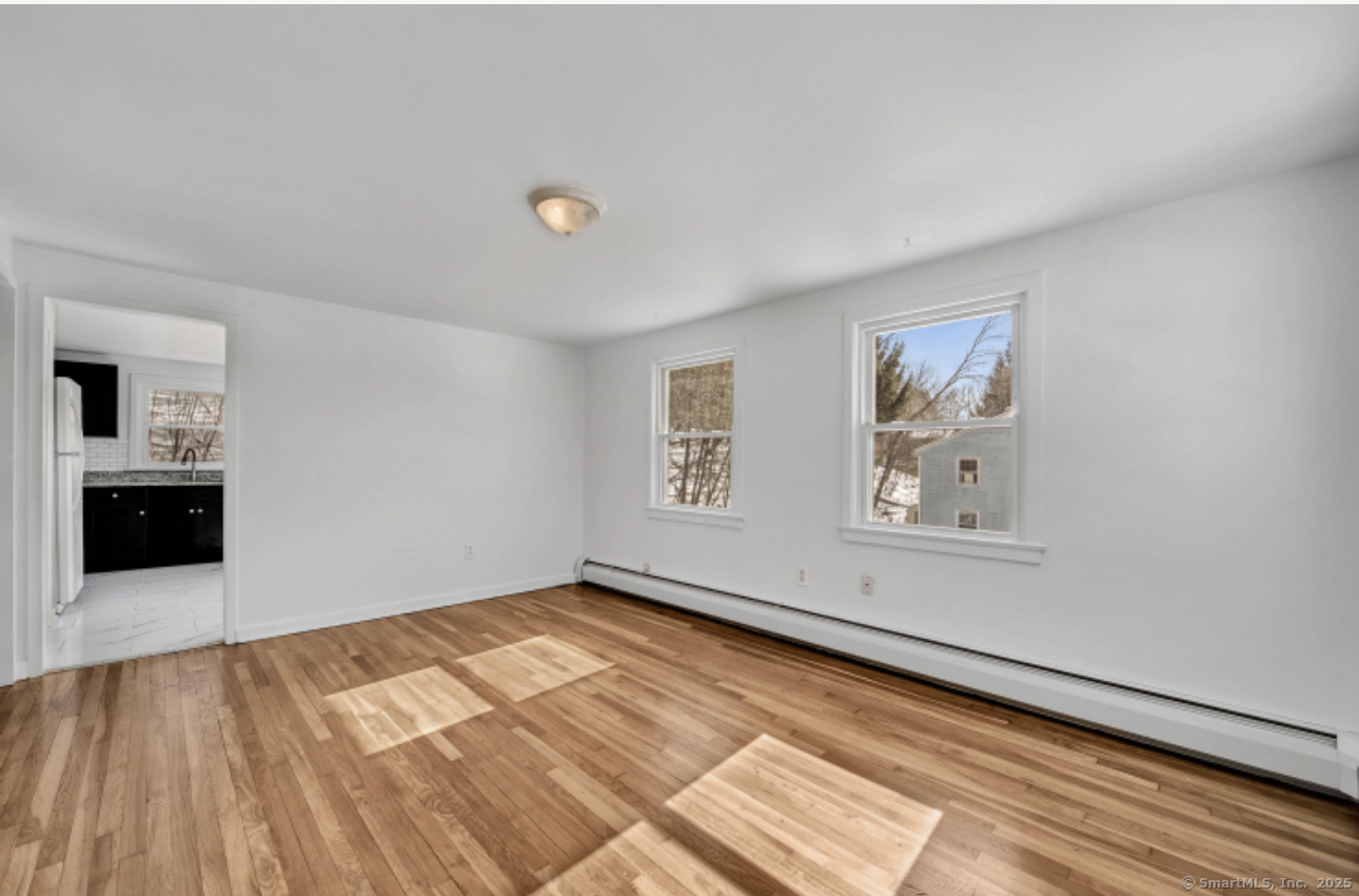 22 Benton Street