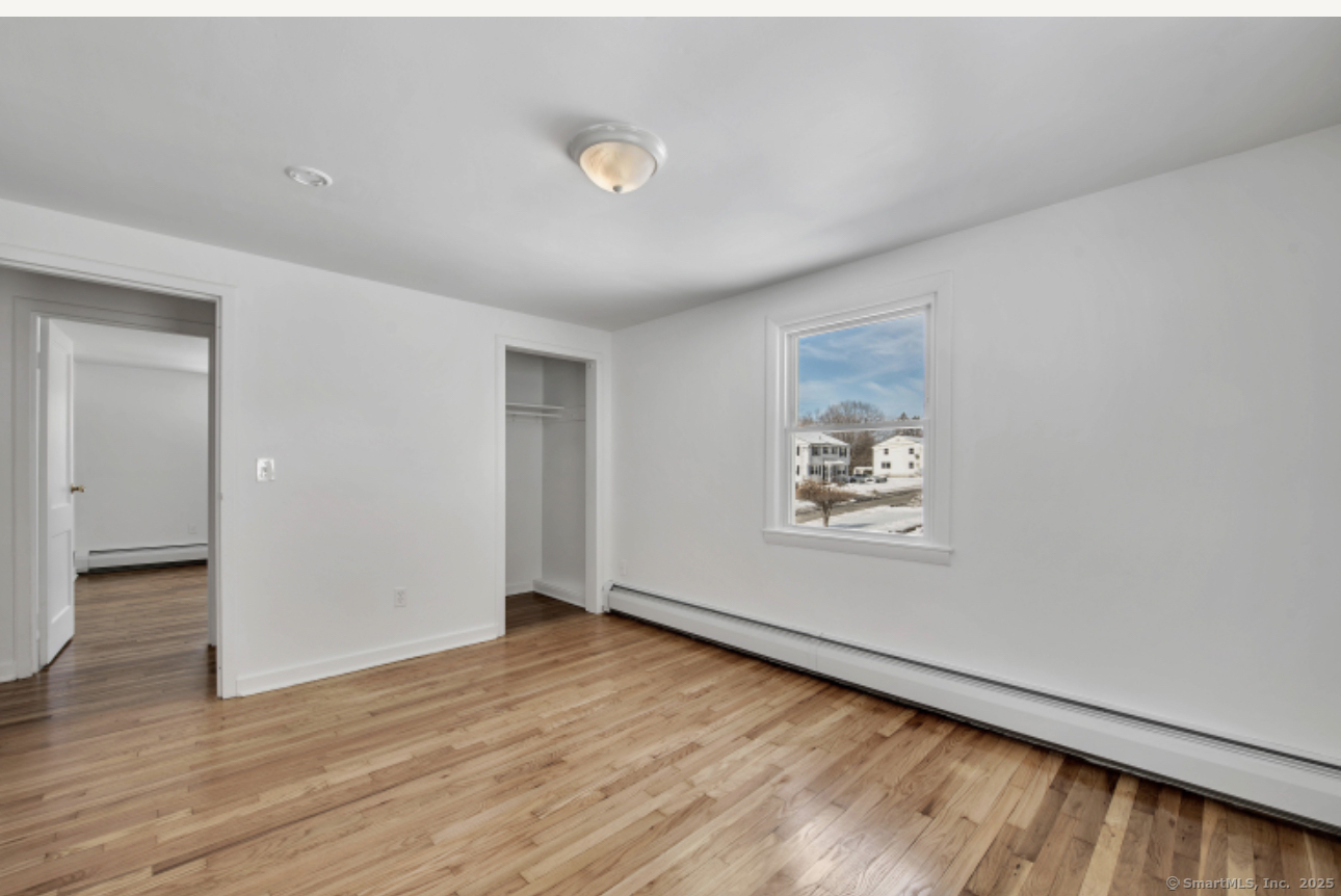 22 Benton Street