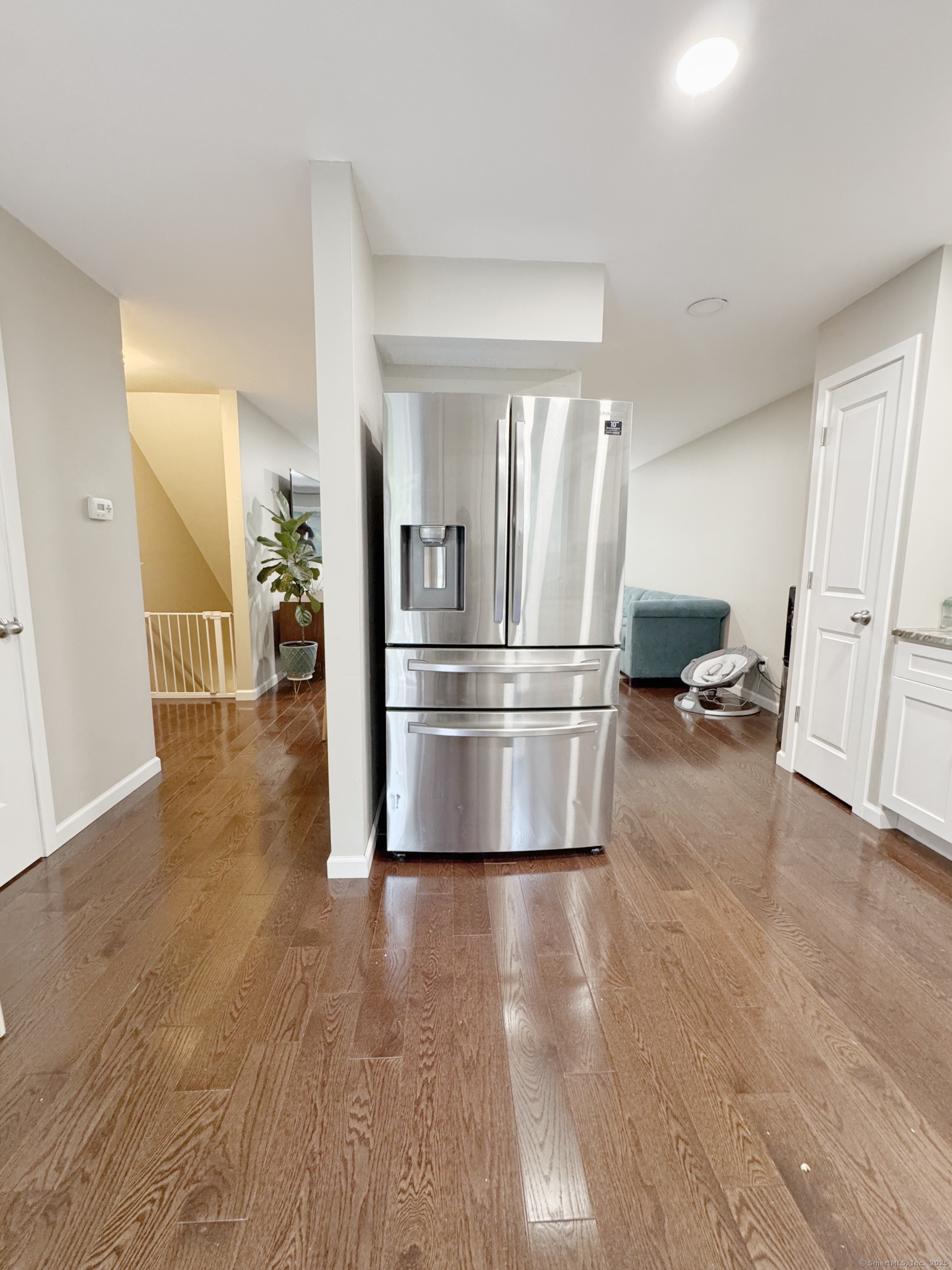 69 Northwest Drive APT 7