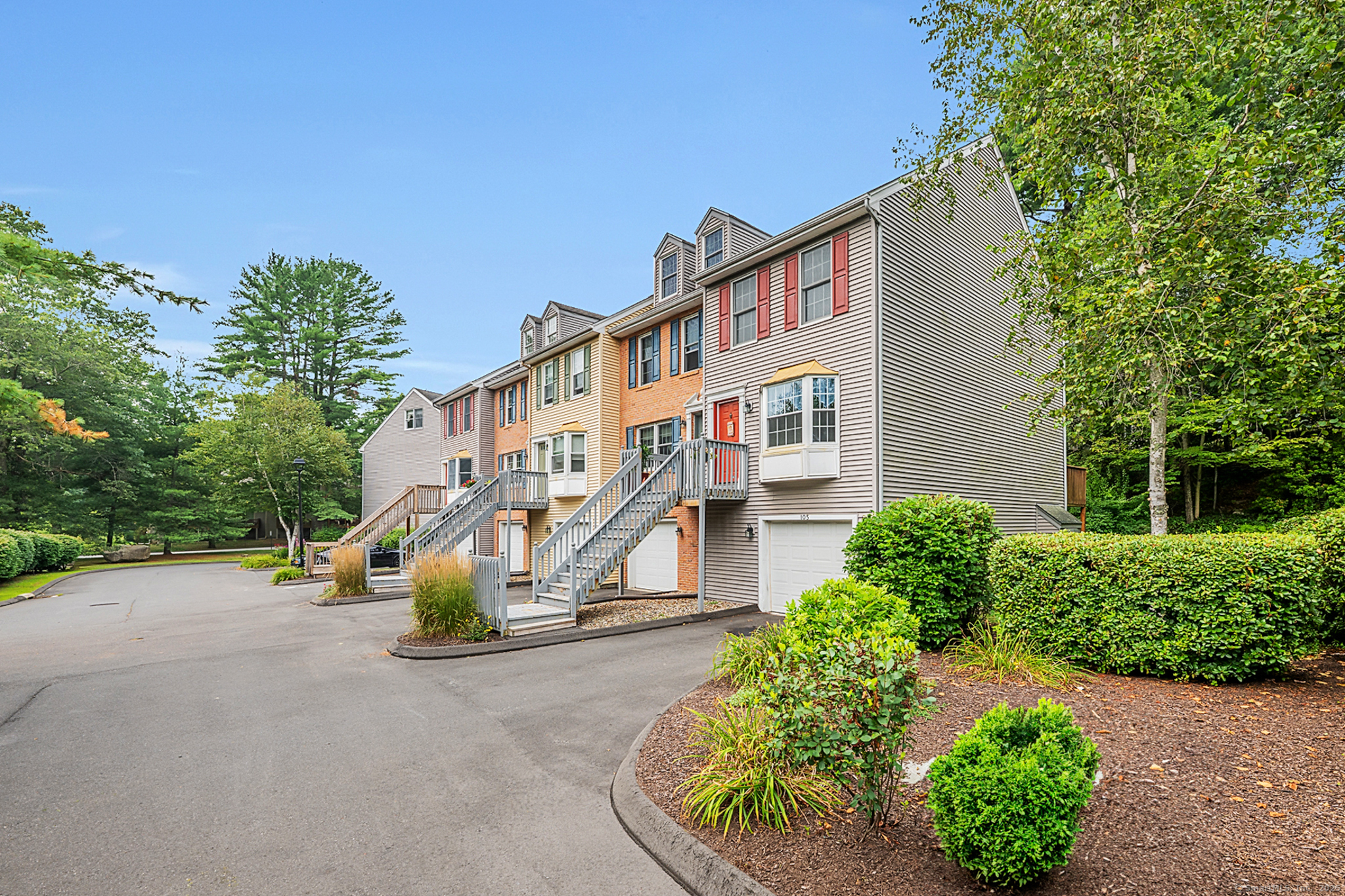 1275 Winsted Road 105