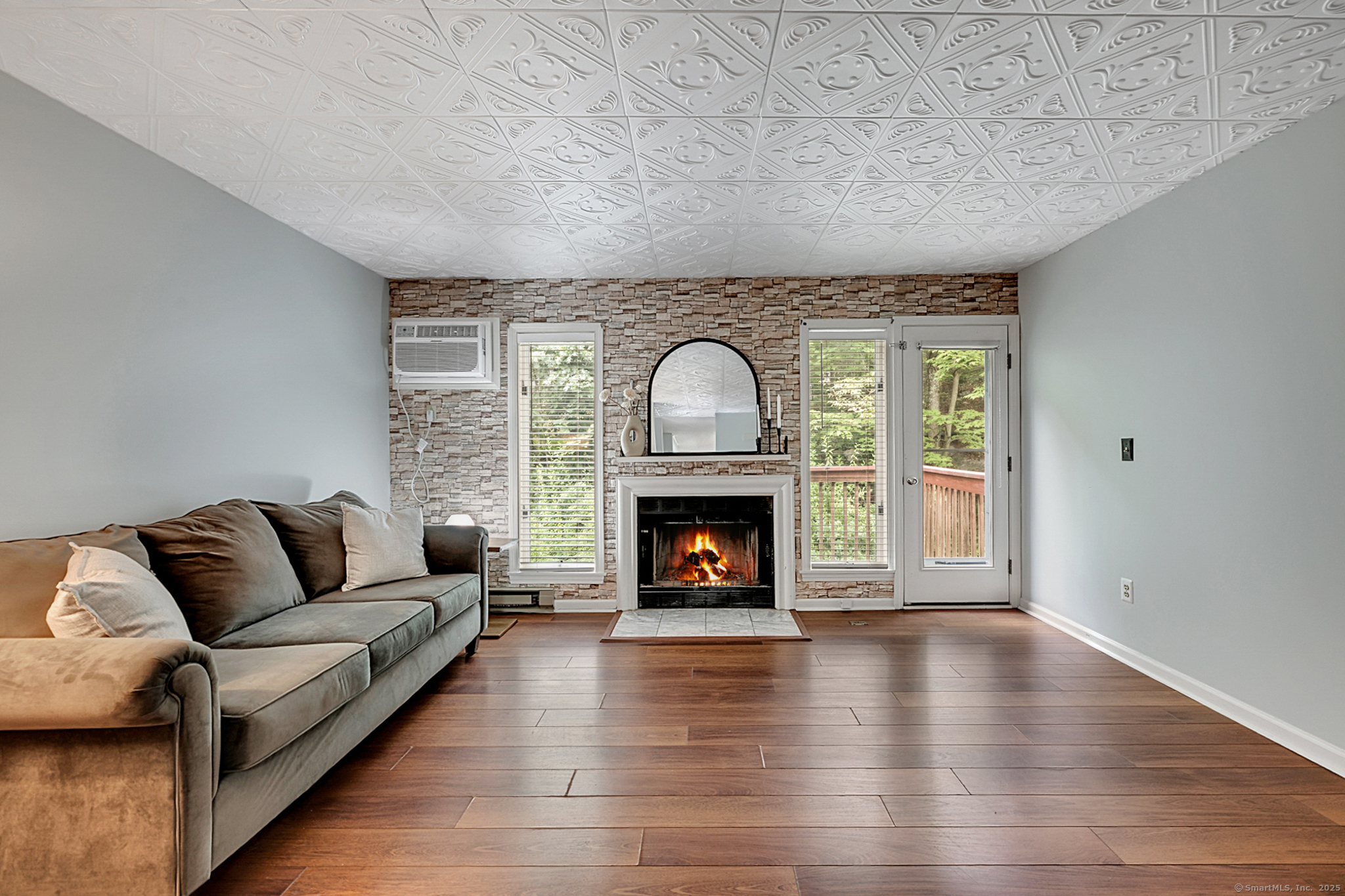 1275 Winsted Road 105