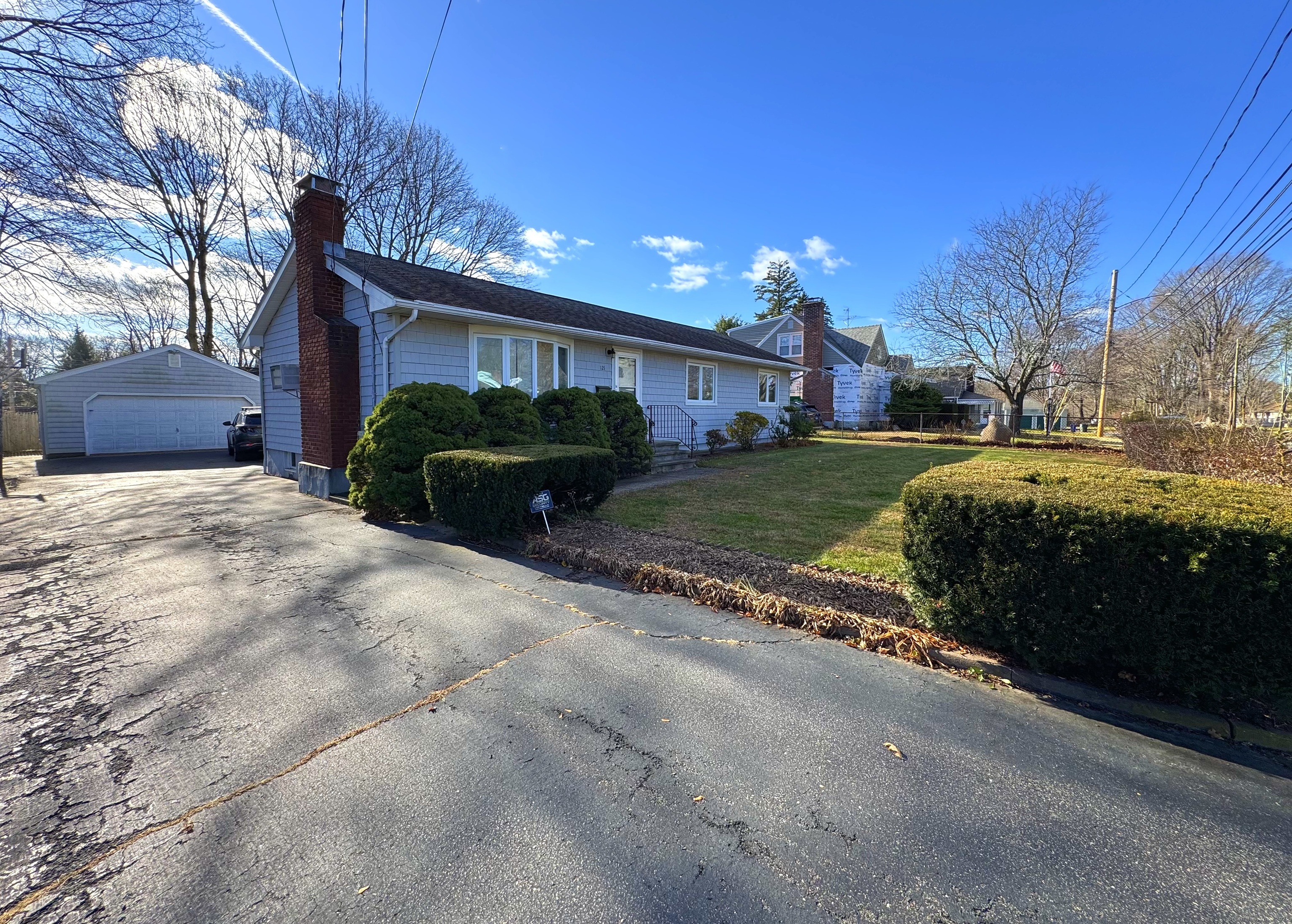 121 Richfield Road