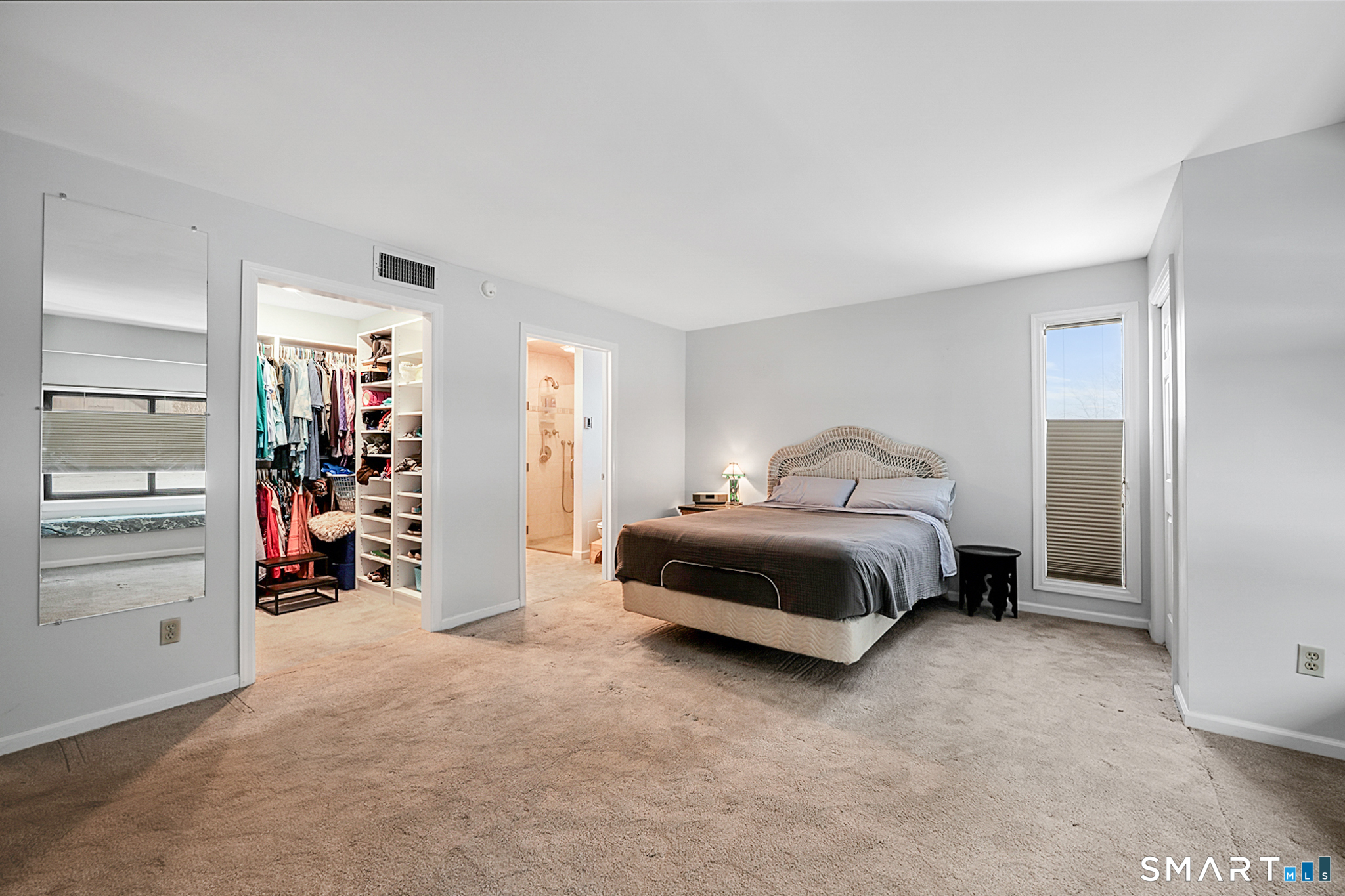 859 Heritage Village B