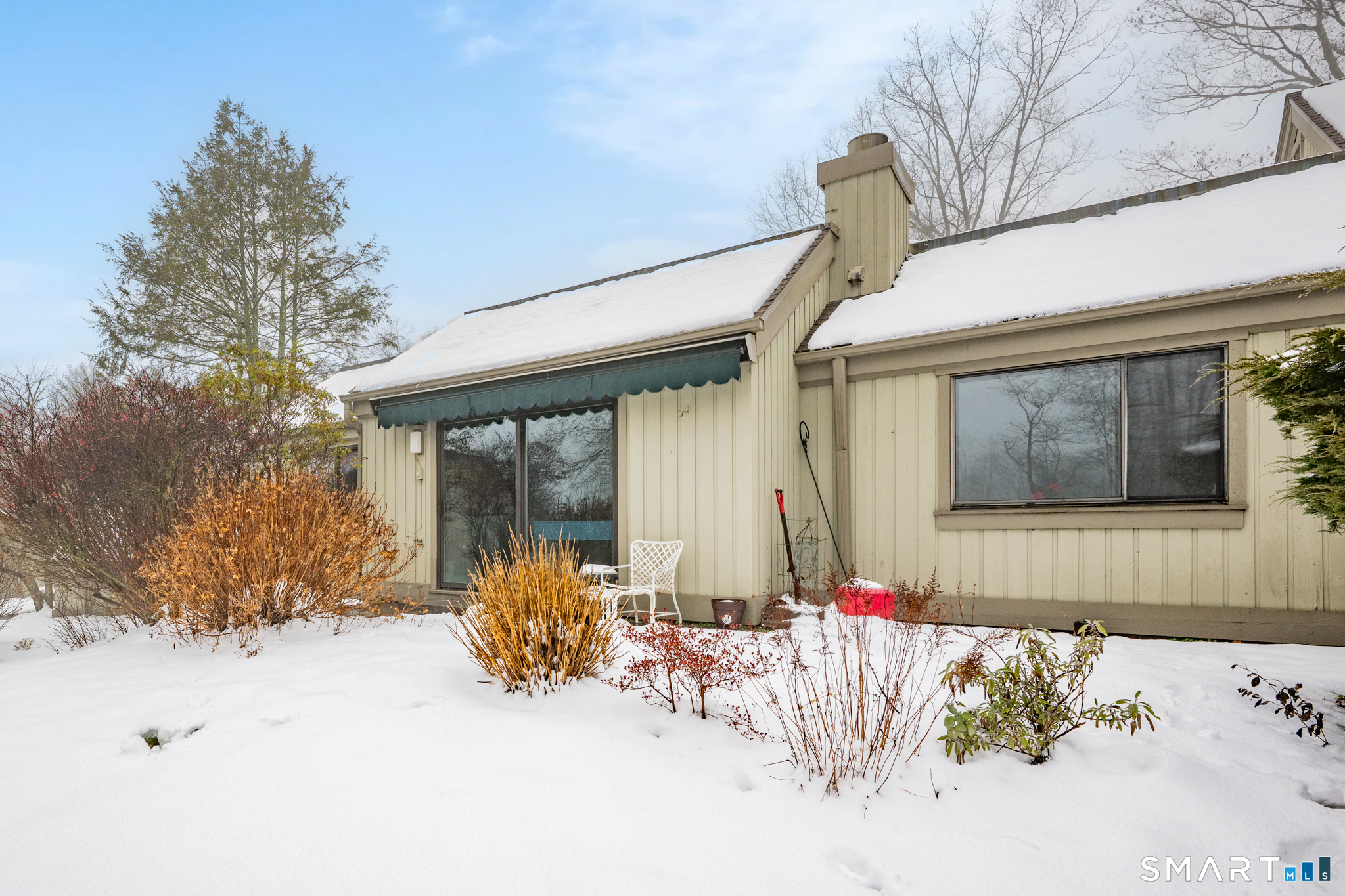 859 Heritage Village B