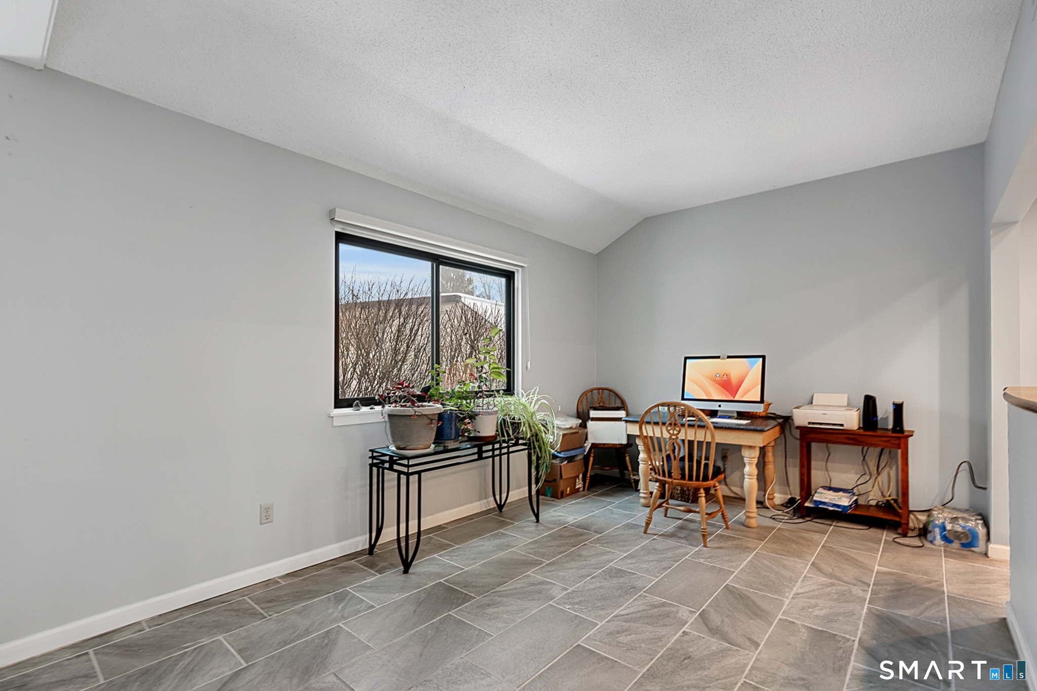 859 Heritage Village B