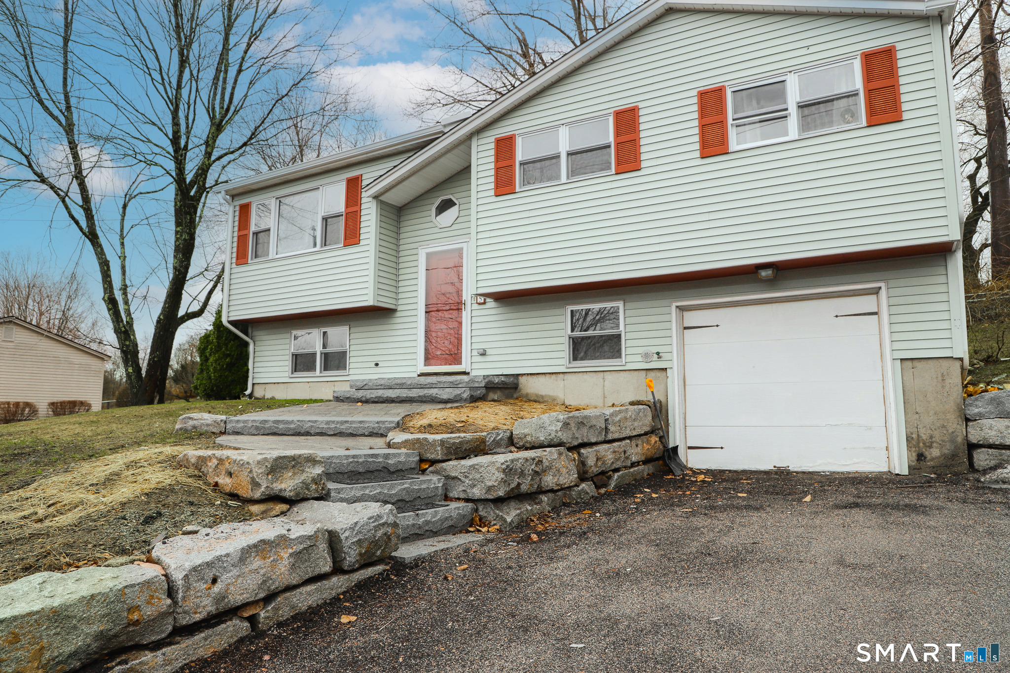 155 Allen Road