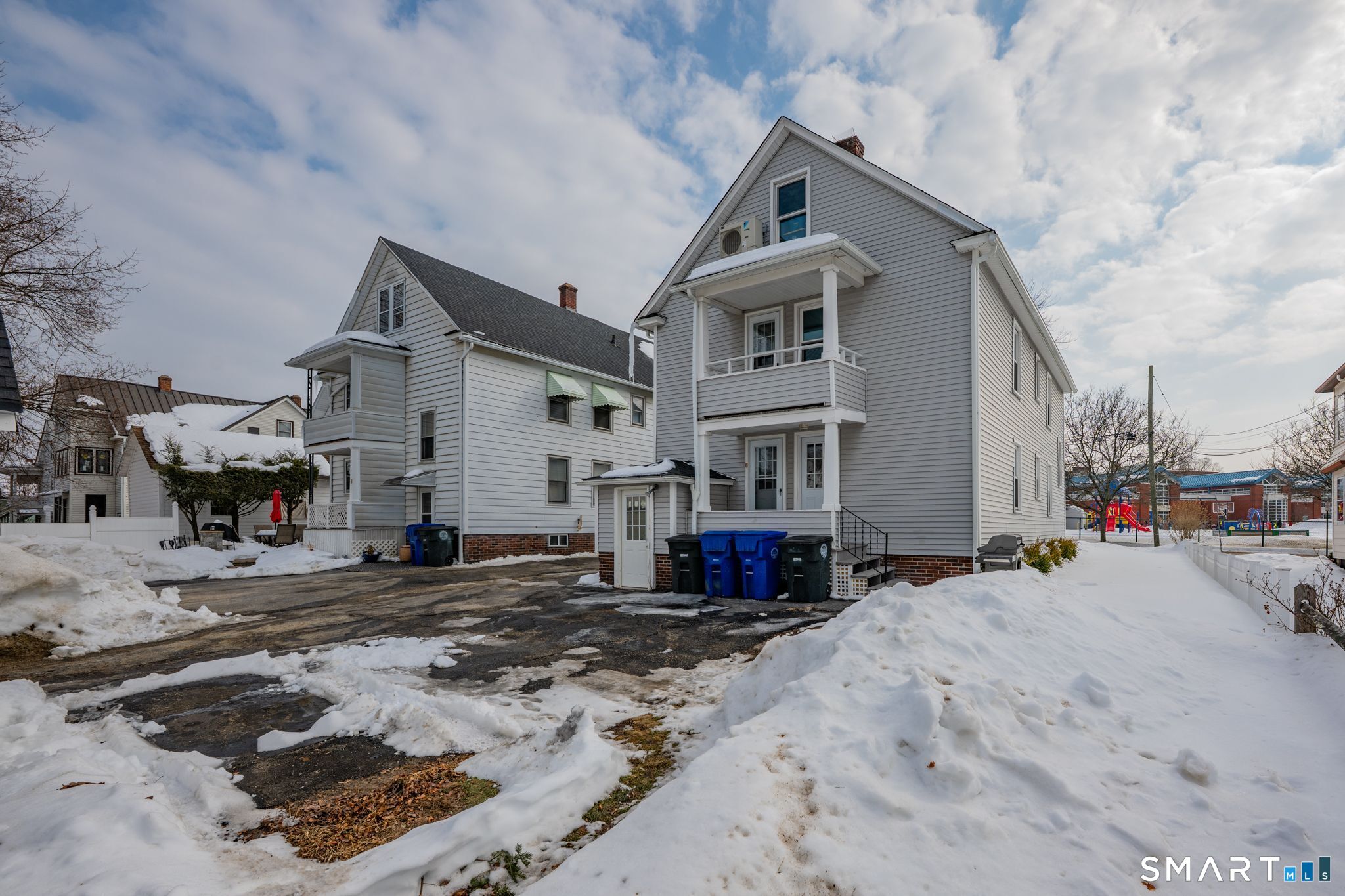 64 Cooper Street
