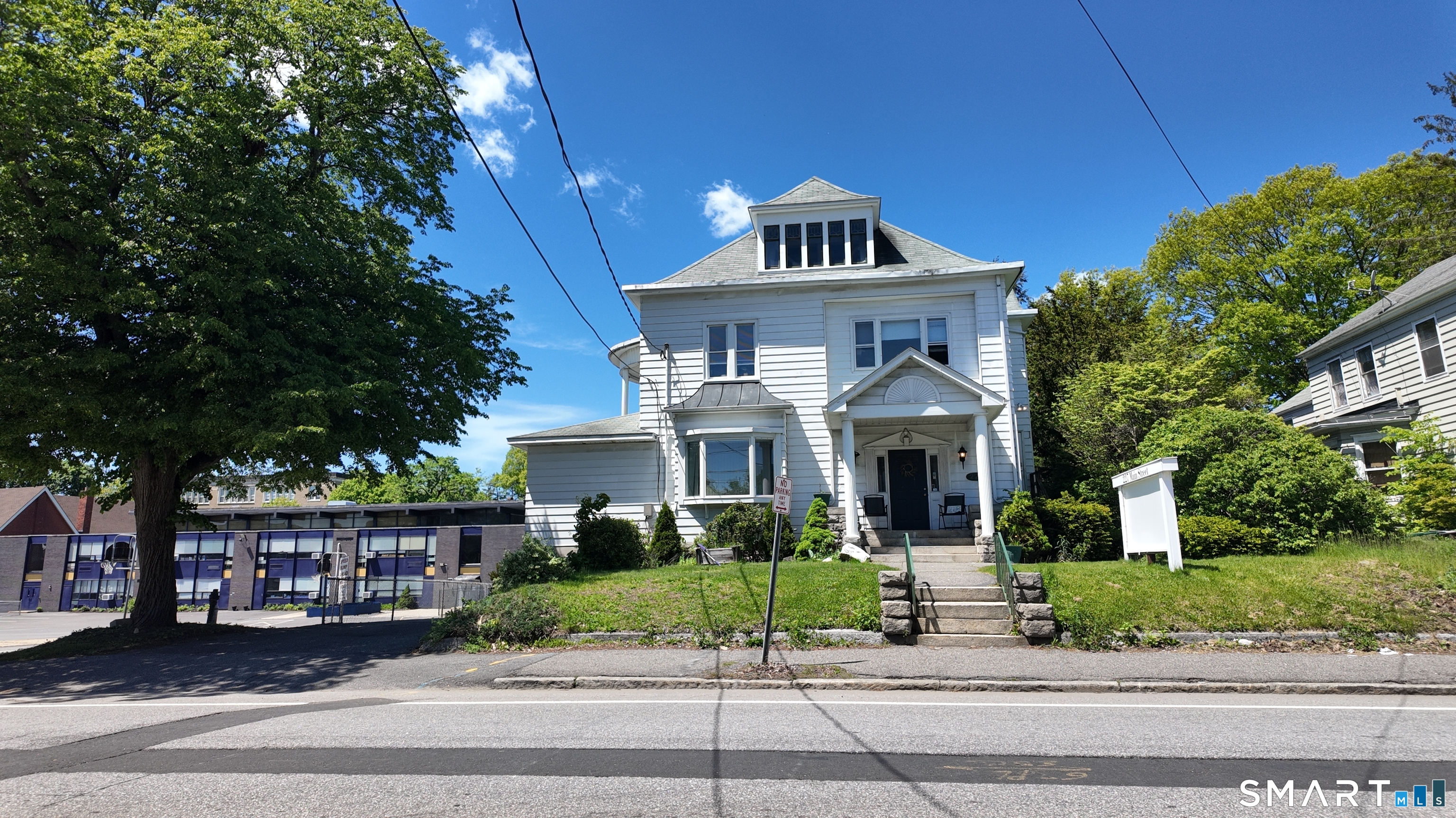227 Main Street