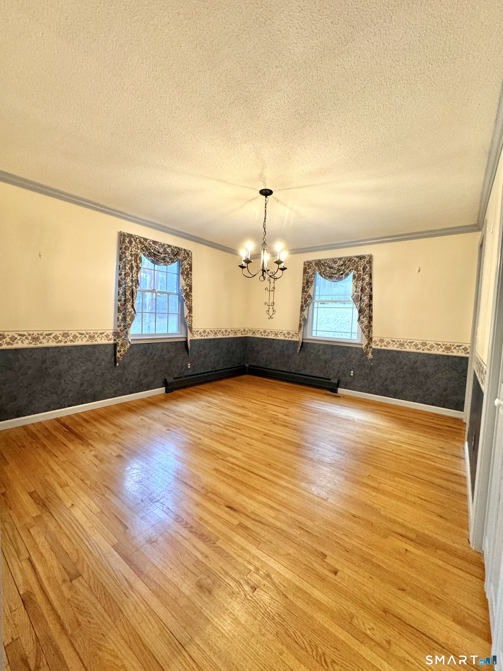 24 Old Simsbury Road