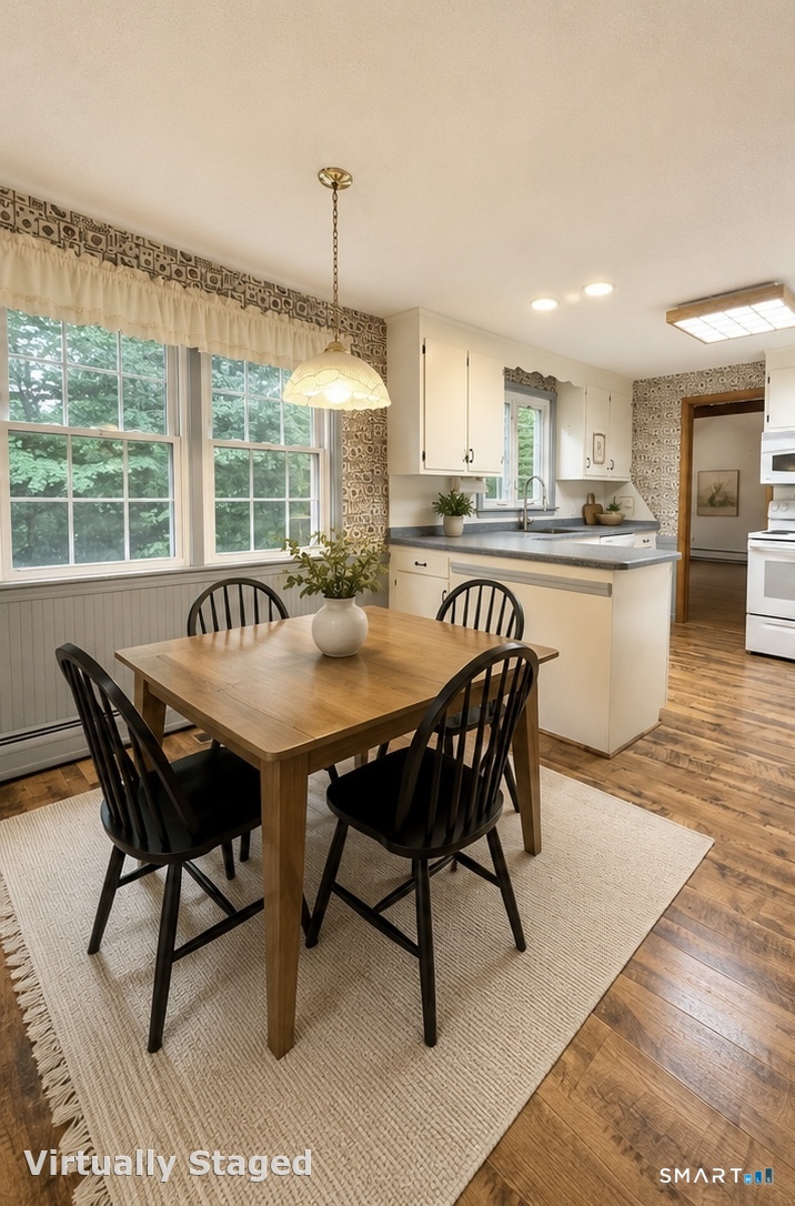 24 Old Simsbury Road