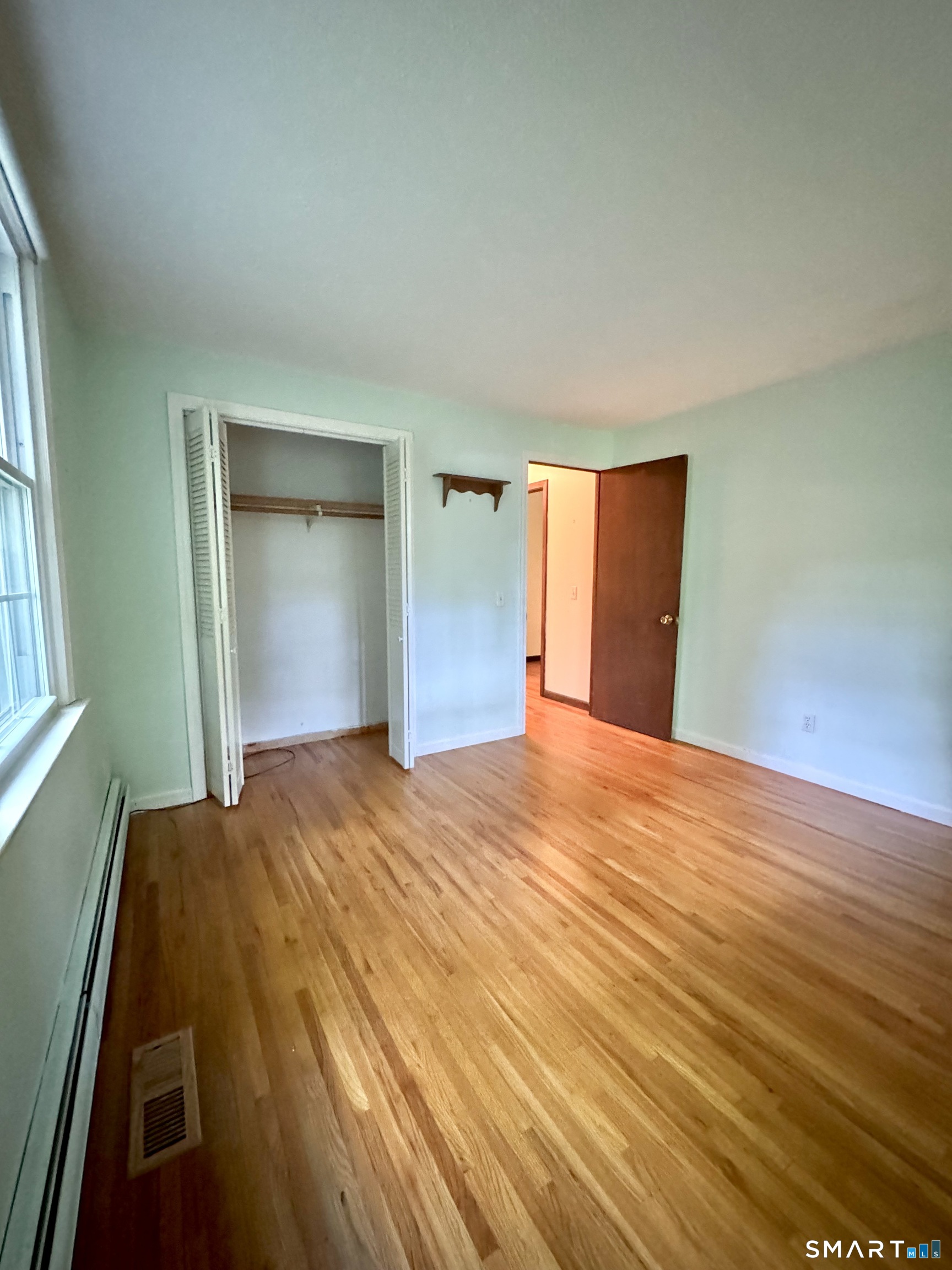 24 Old Simsbury Road