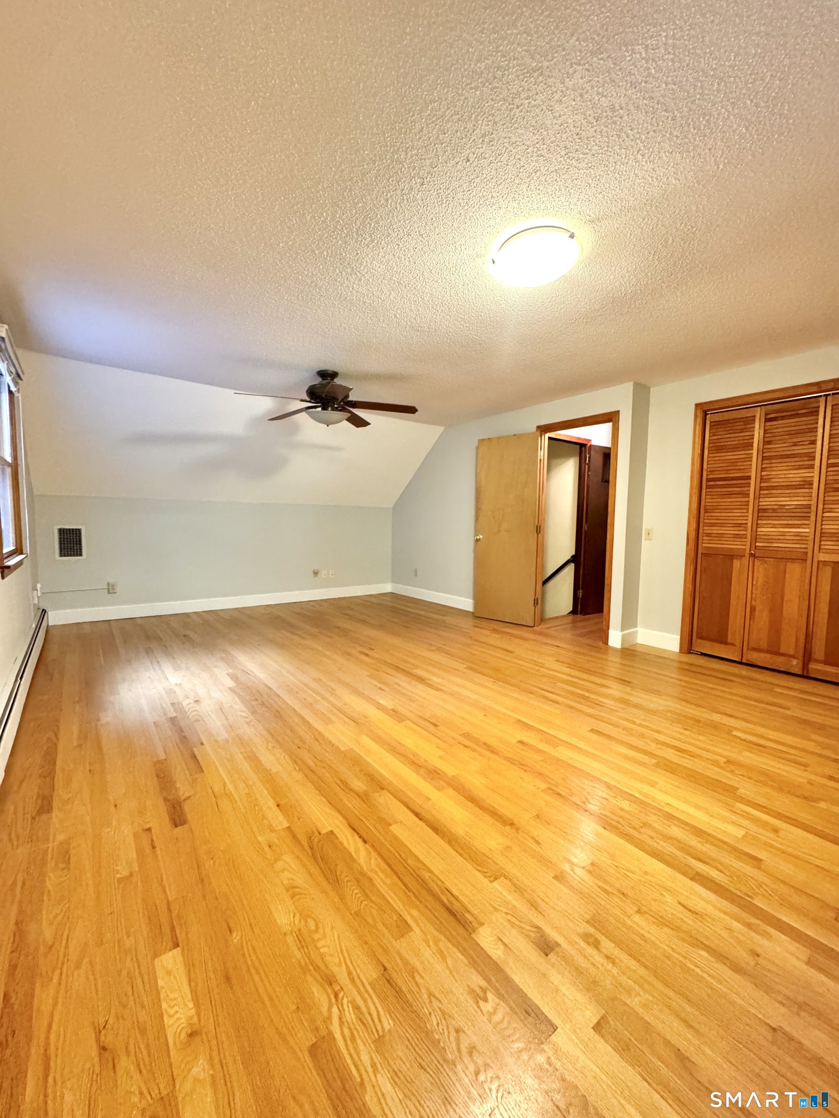 24 Old Simsbury Road