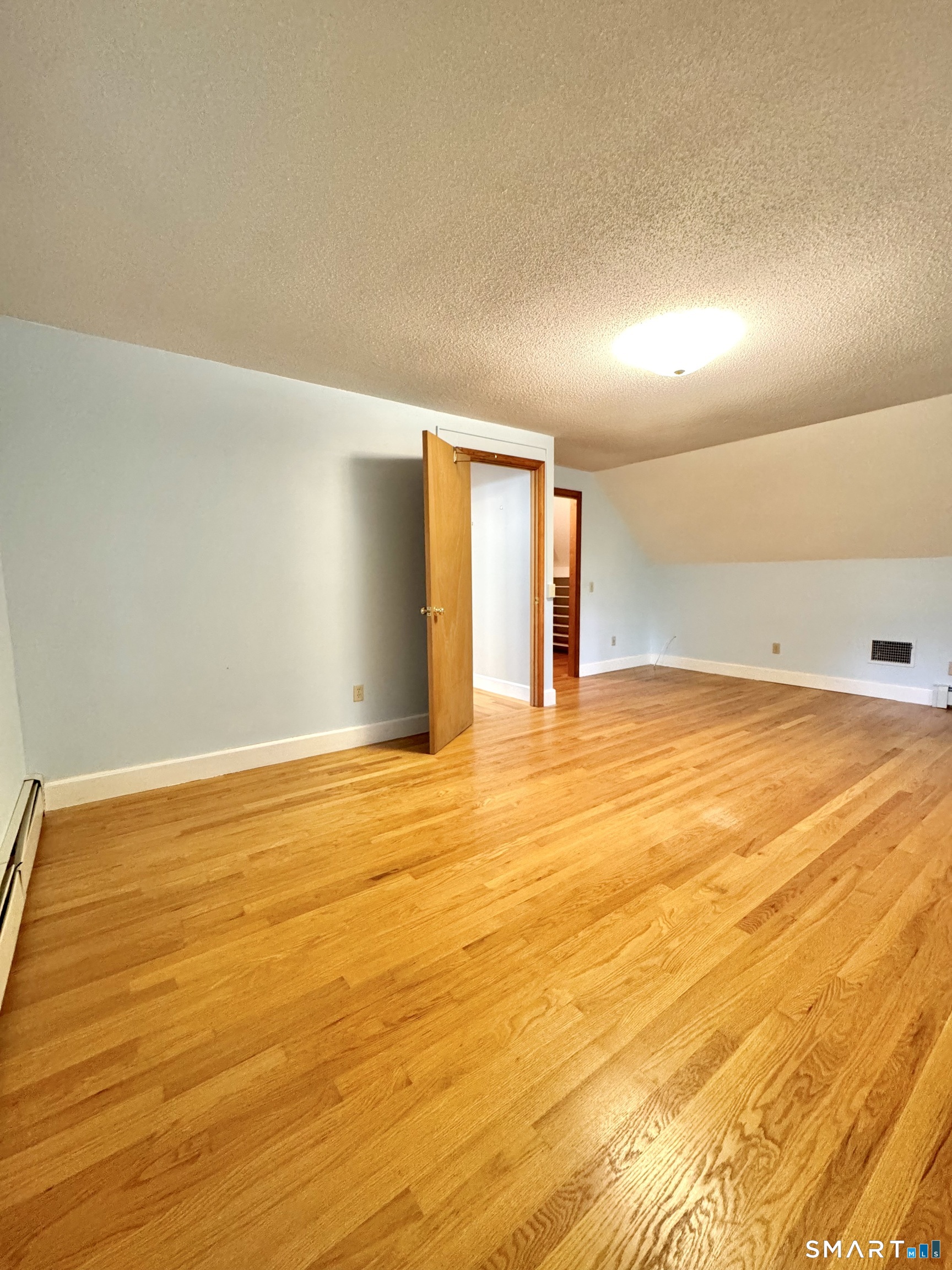 24 Old Simsbury Road