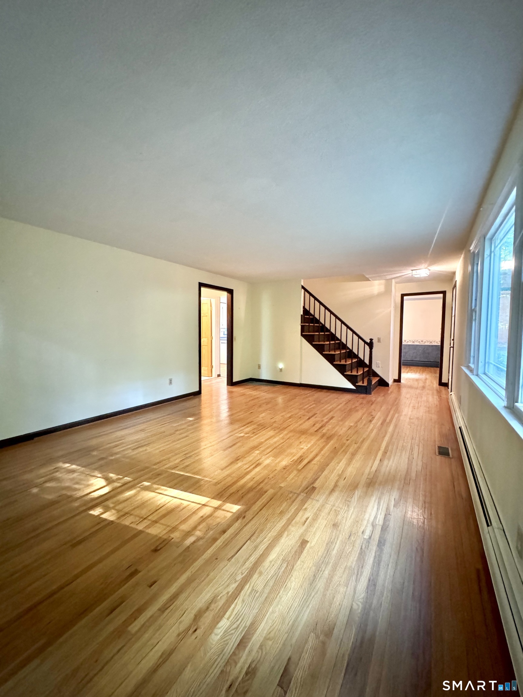 24 Old Simsbury Road
