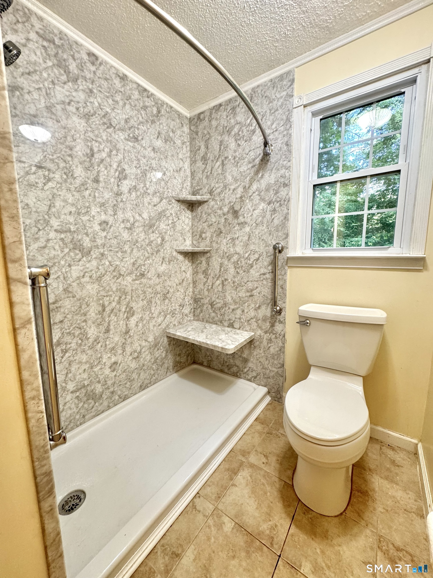 24 Old Simsbury Road