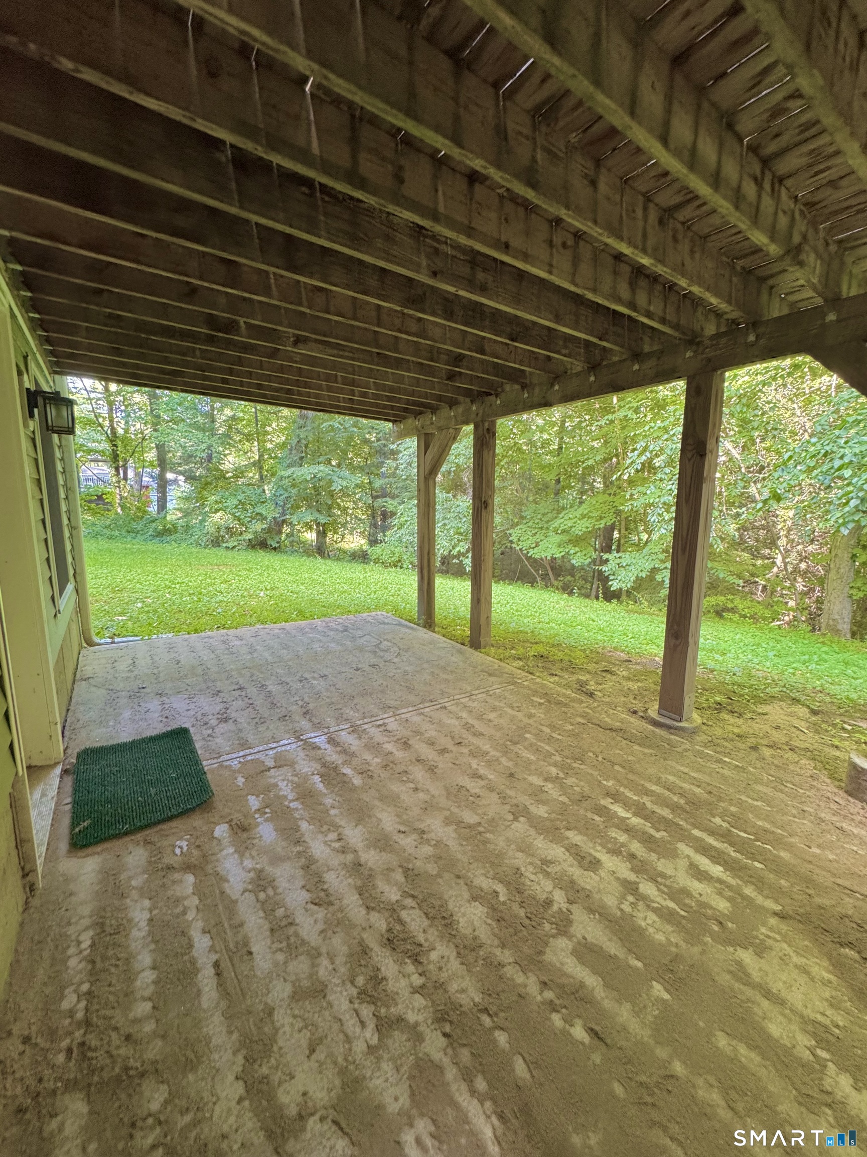 24 Old Simsbury Road