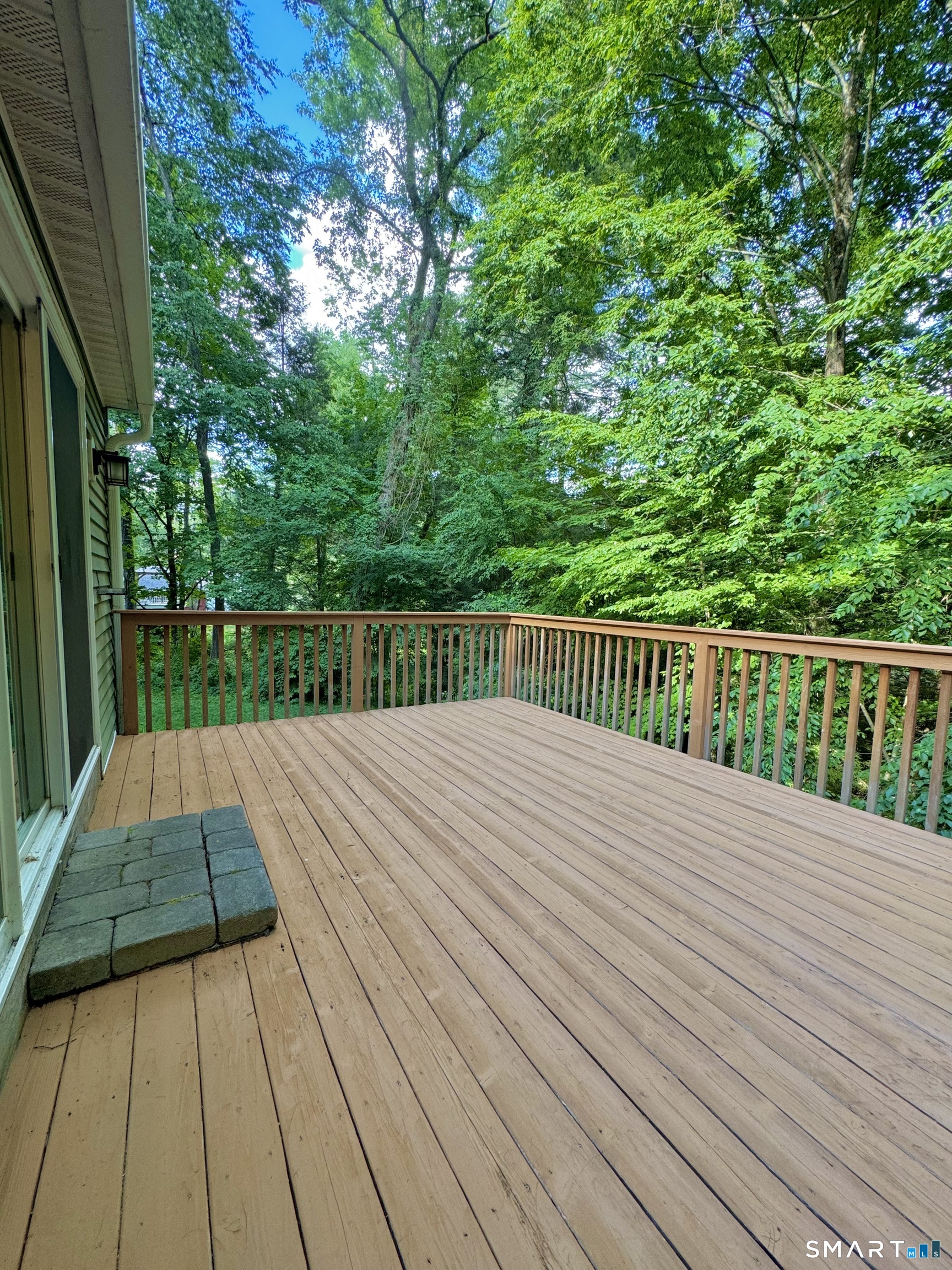 24 Old Simsbury Road