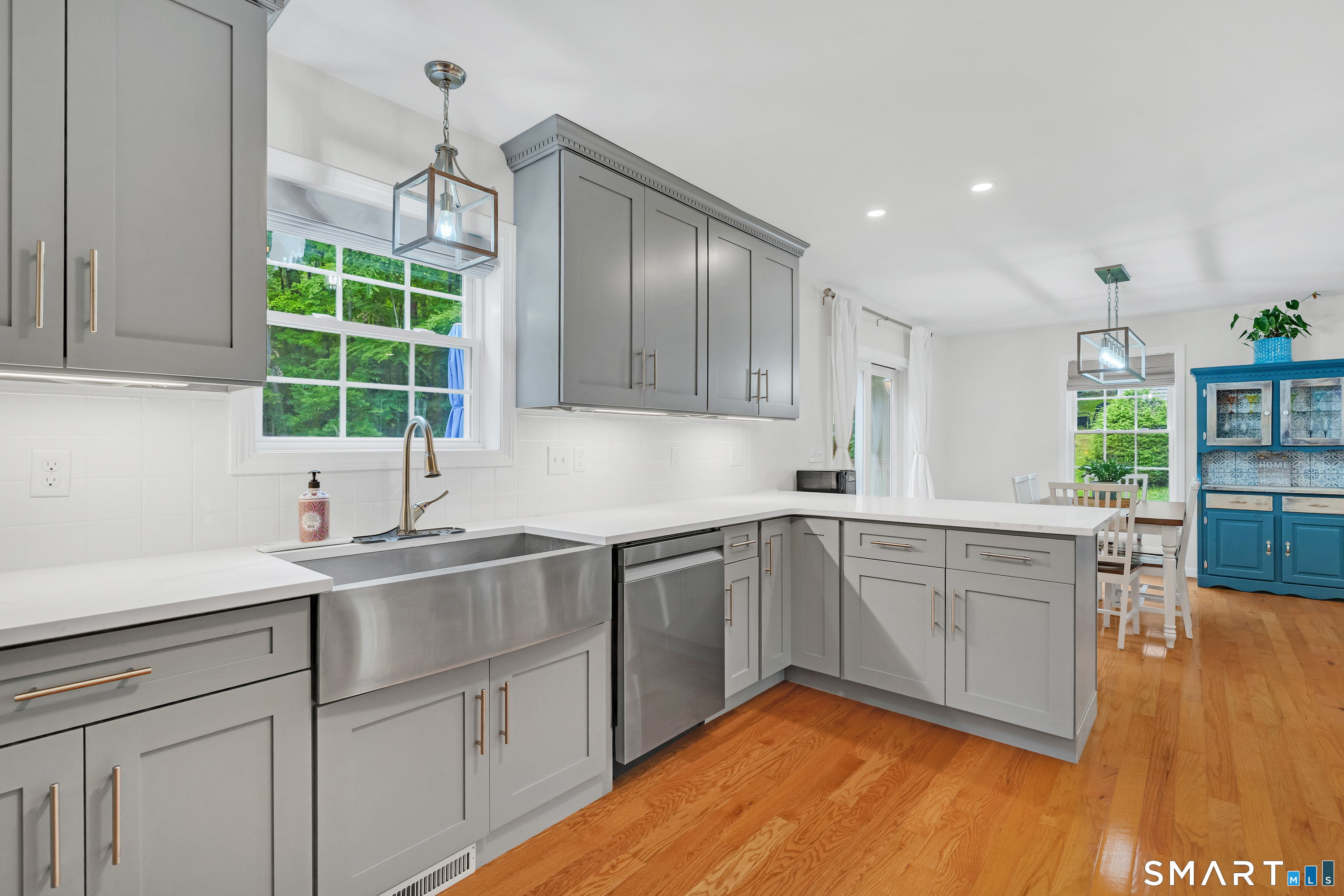 37 Stoneridge Drive