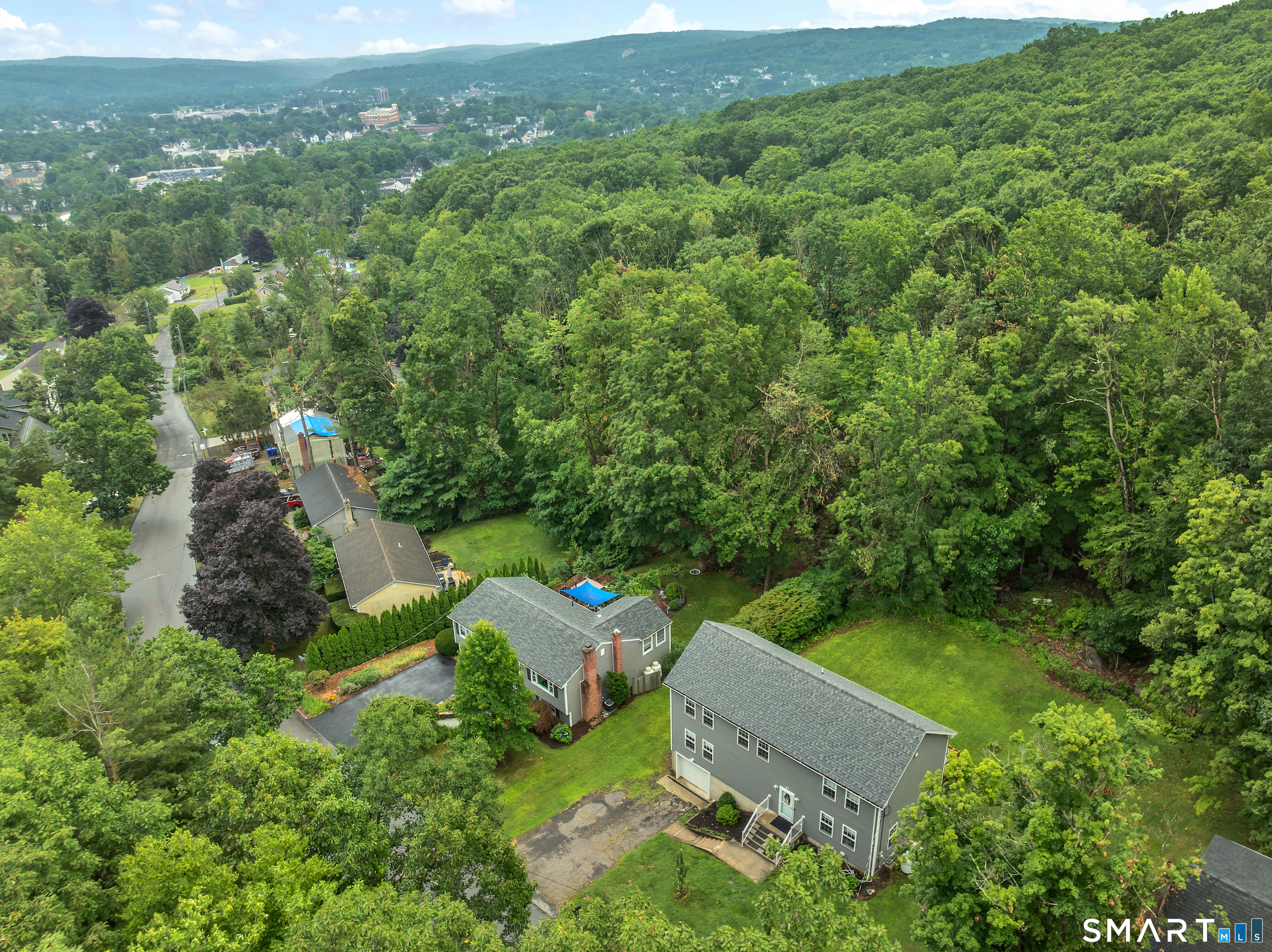37 Stoneridge Drive