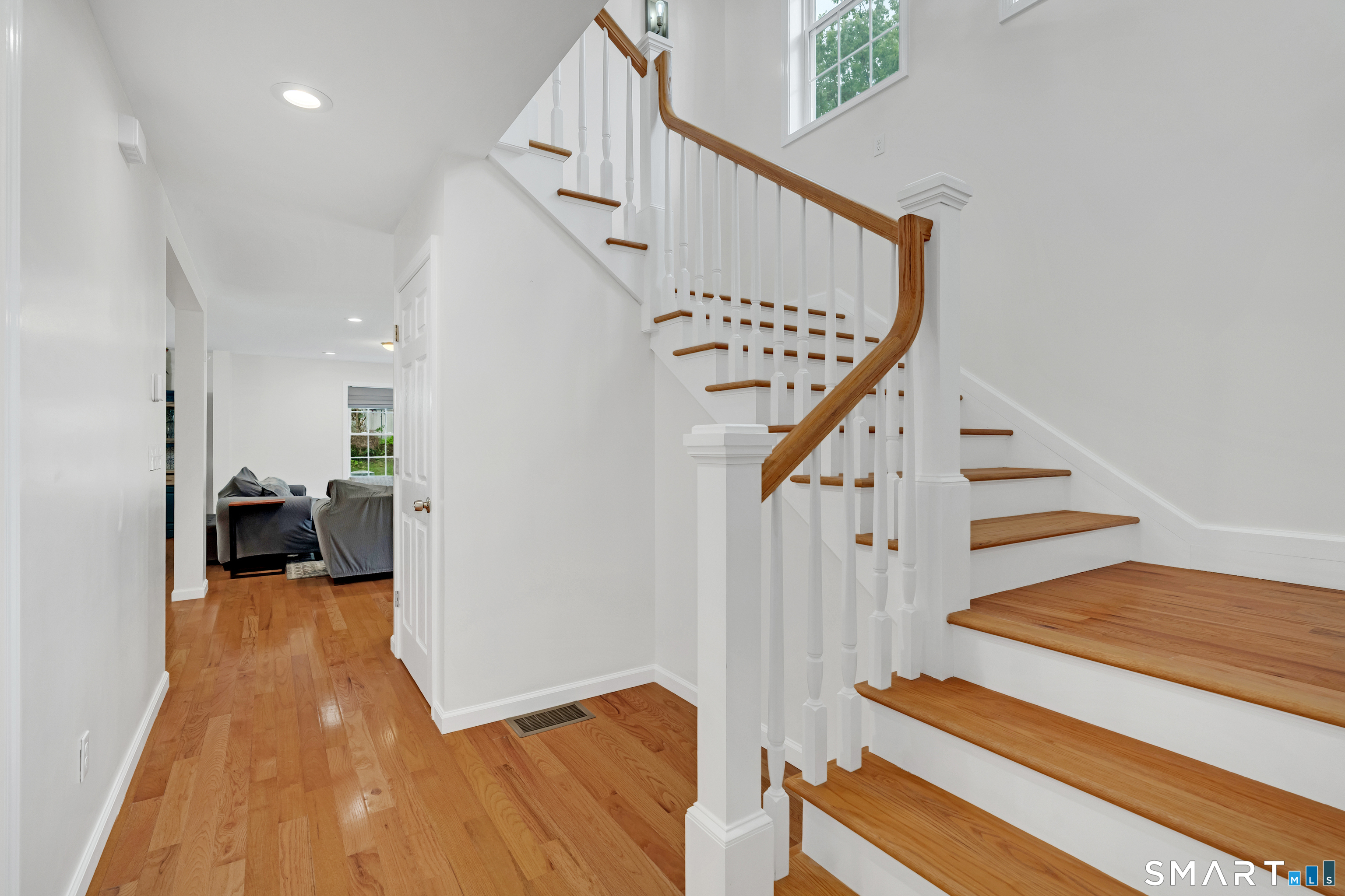 37 Stoneridge Drive