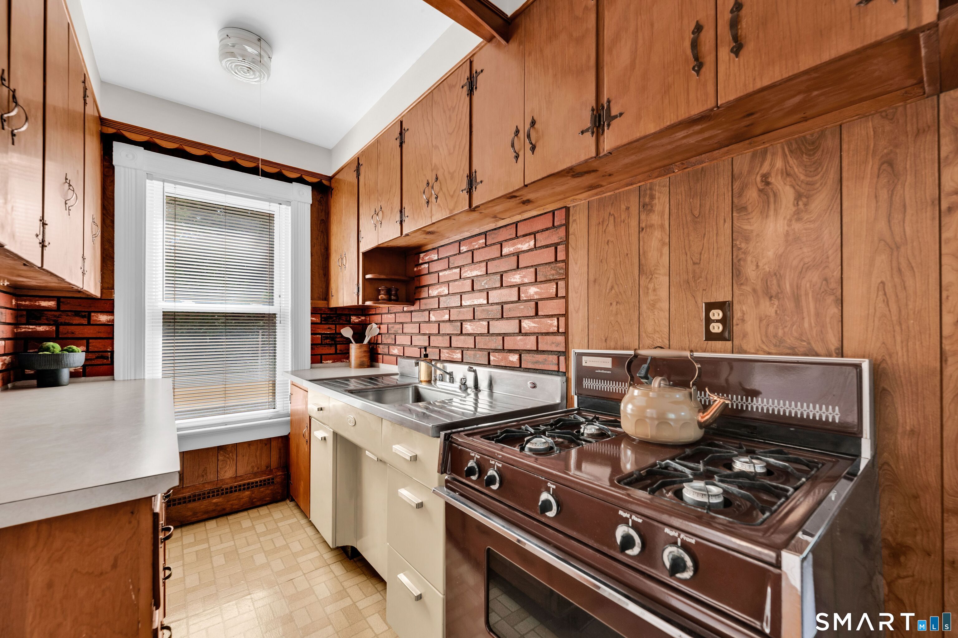 108 Pleasant Street