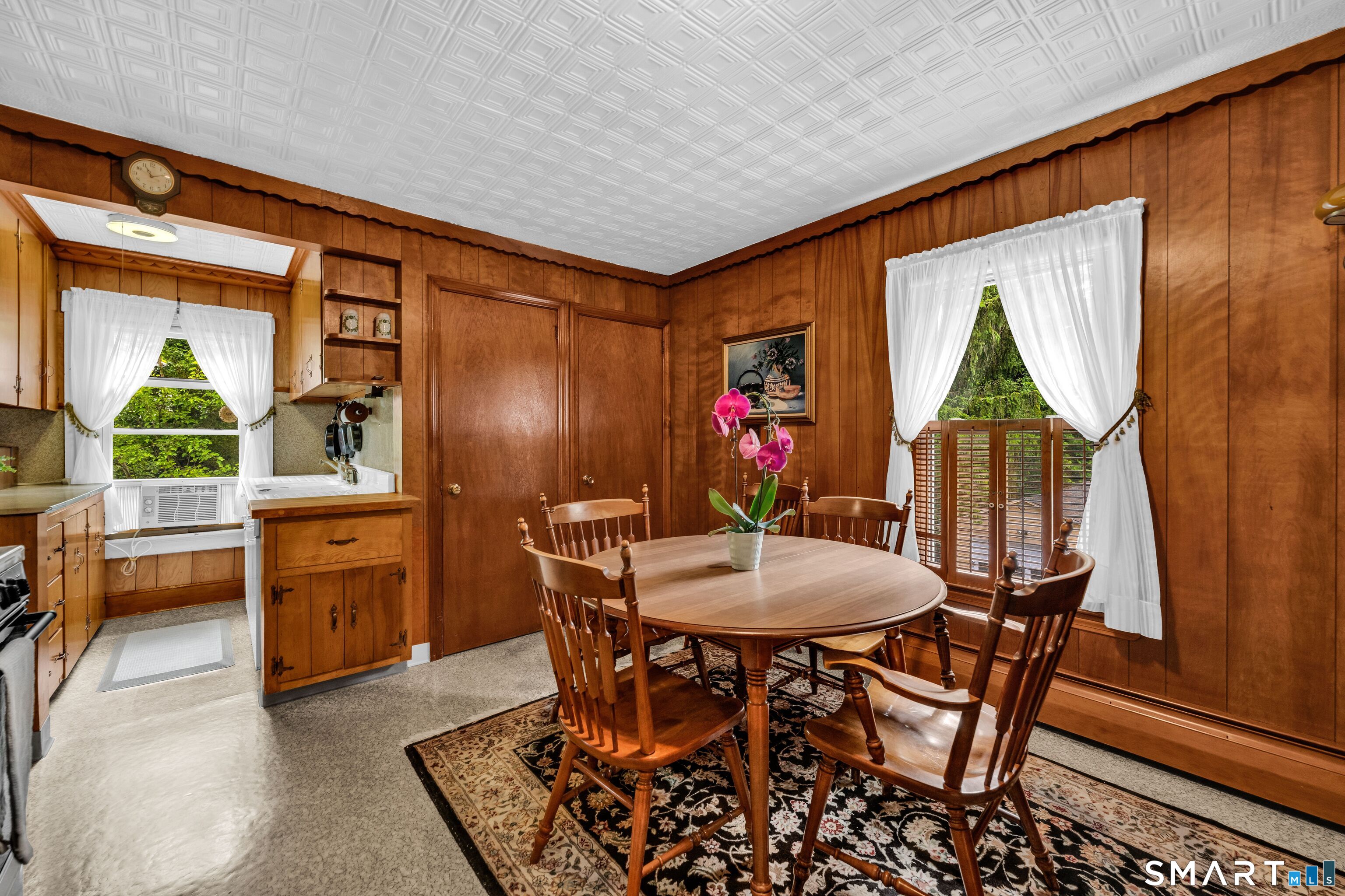 108 Pleasant Street
