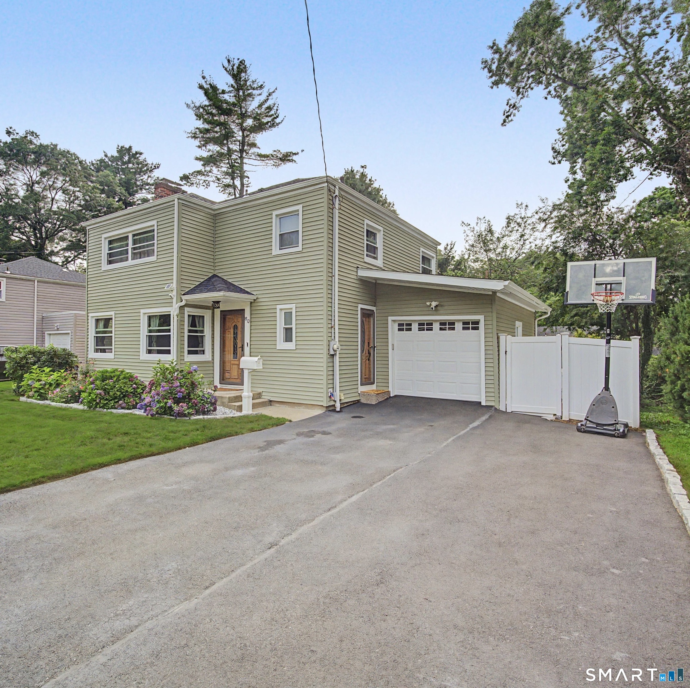 80 Lakeview Terrace