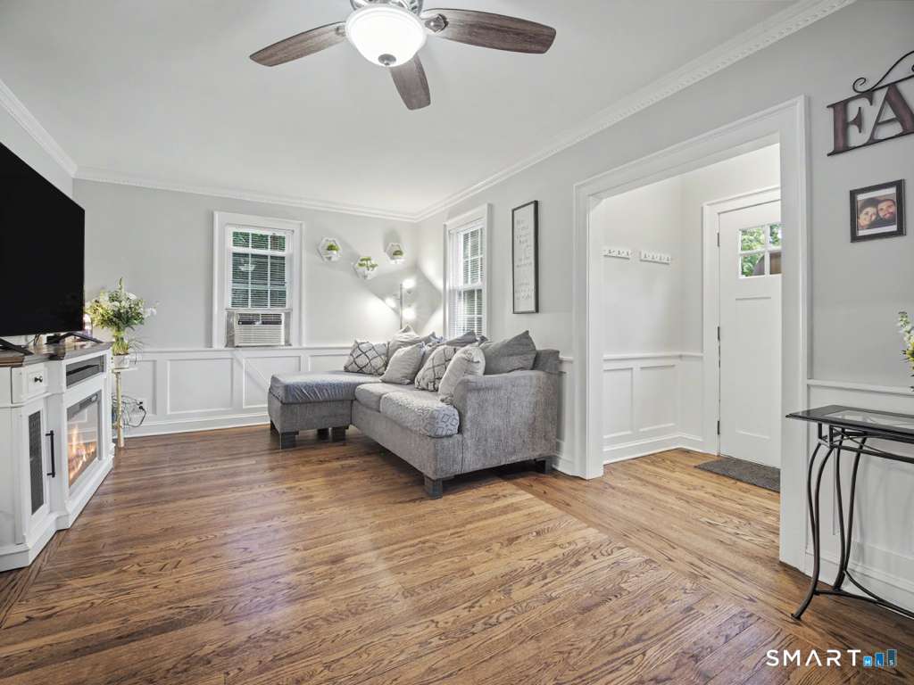 360 West Pearl Road