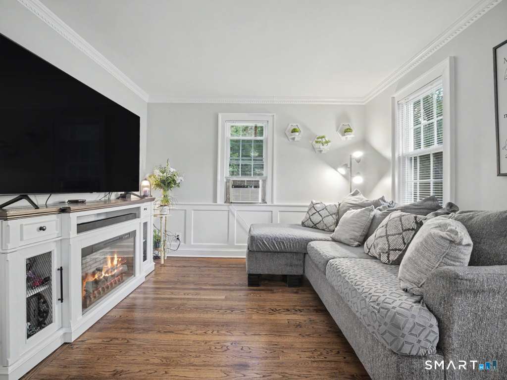 360 West Pearl Road