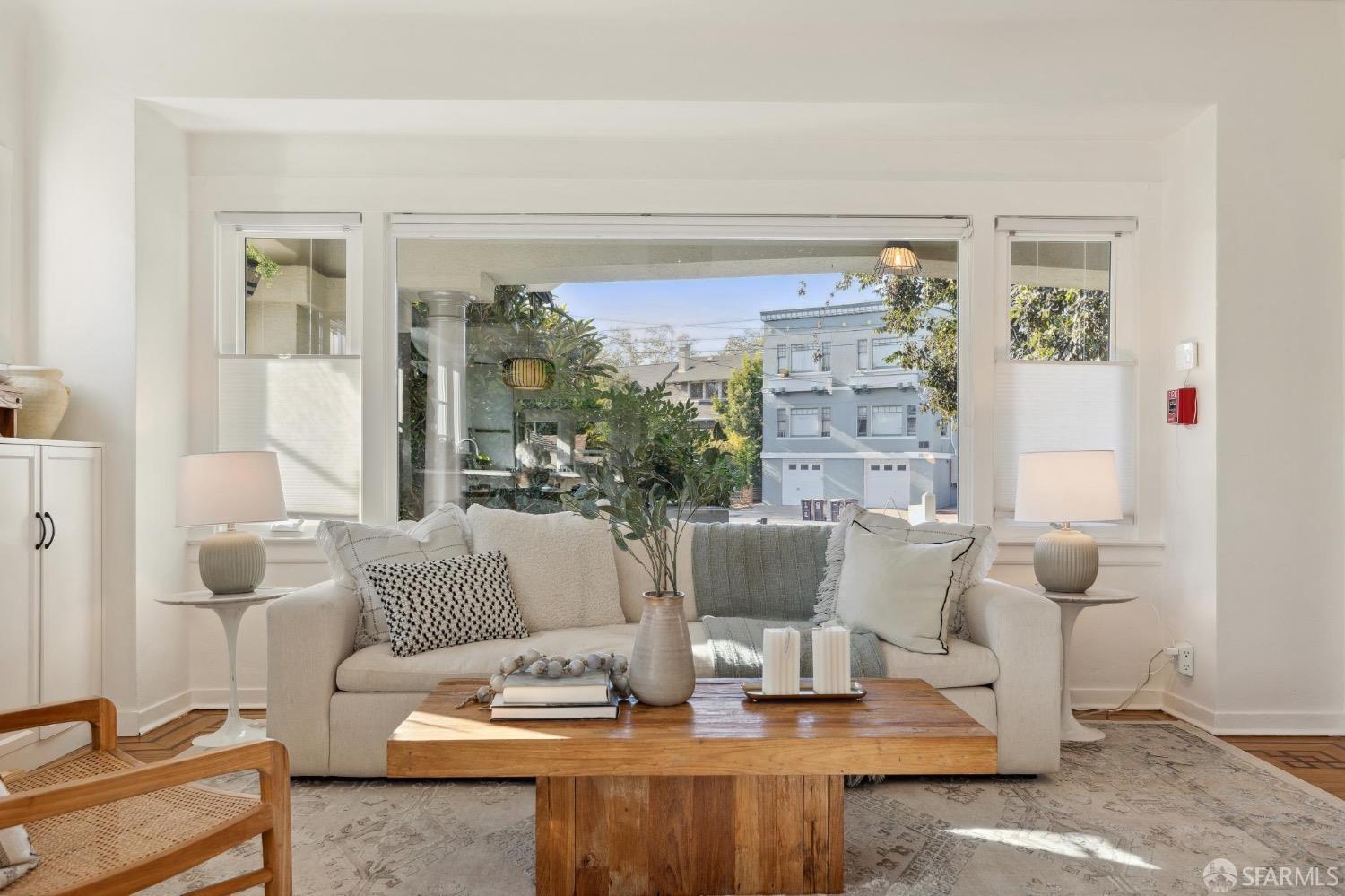 5714 Broadway Boulevard