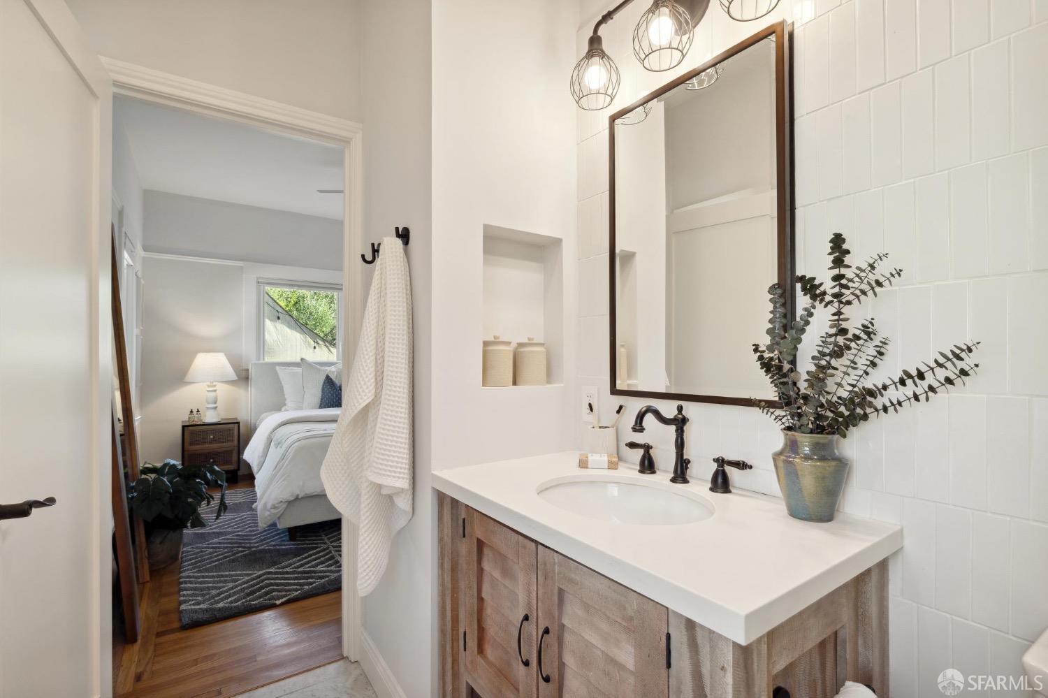 5714 Broadway Boulevard