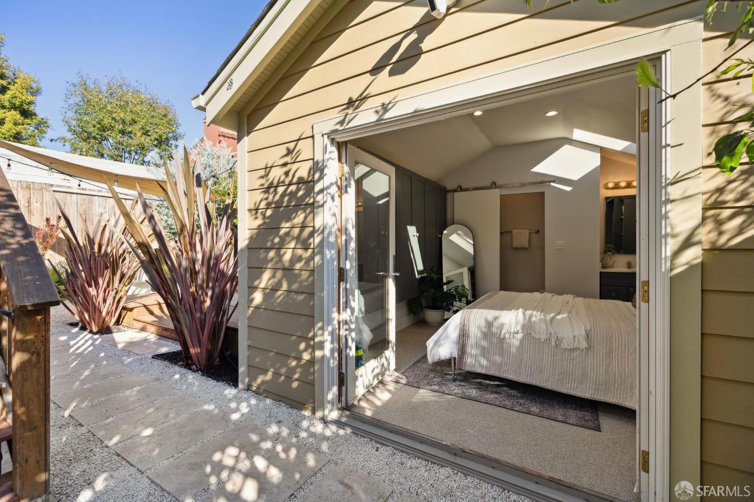 5714 Broadway Boulevard