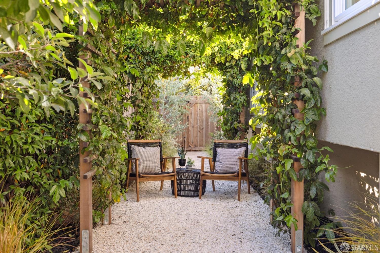 5714 Broadway Boulevard