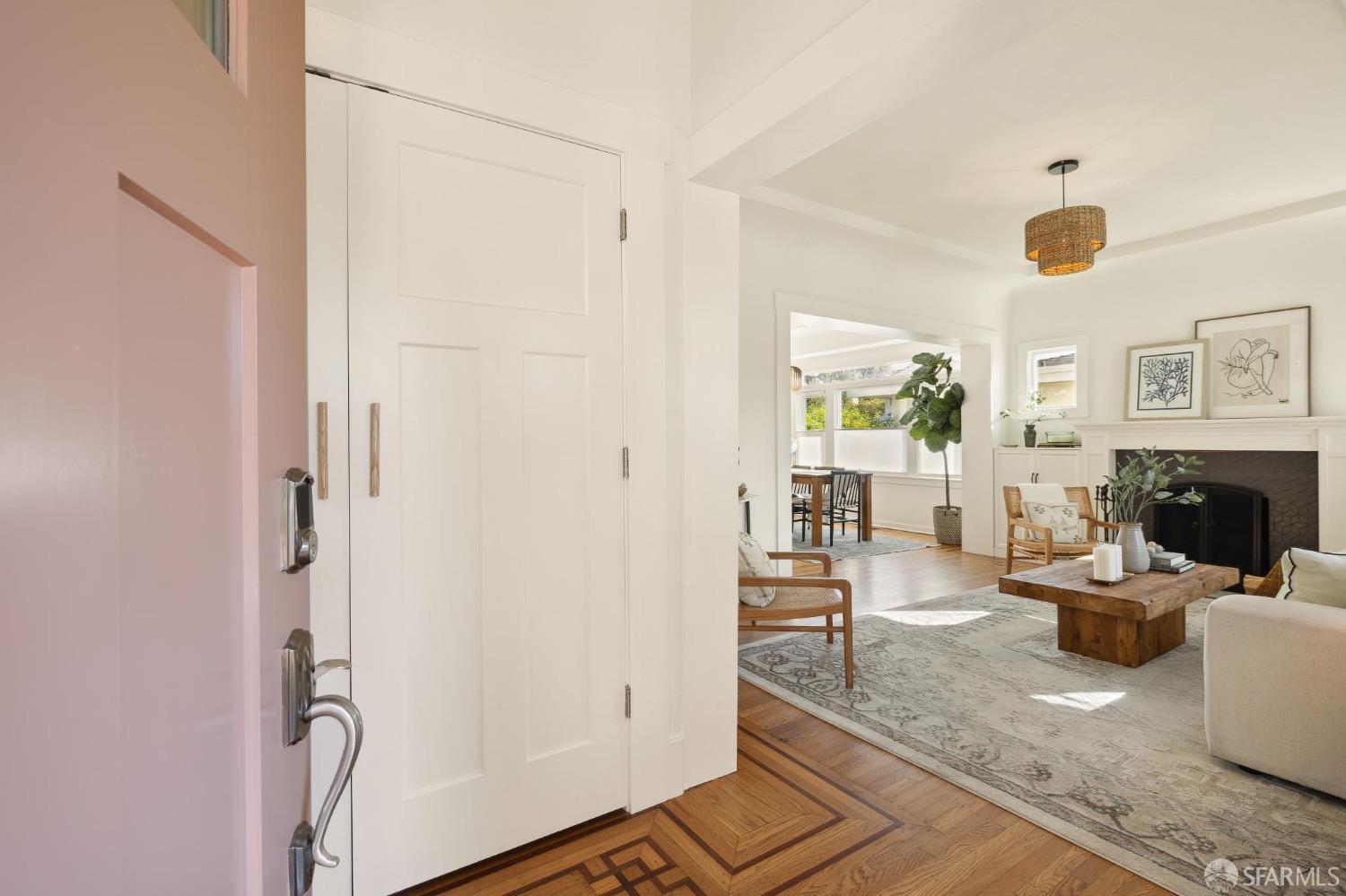 5714 Broadway Boulevard