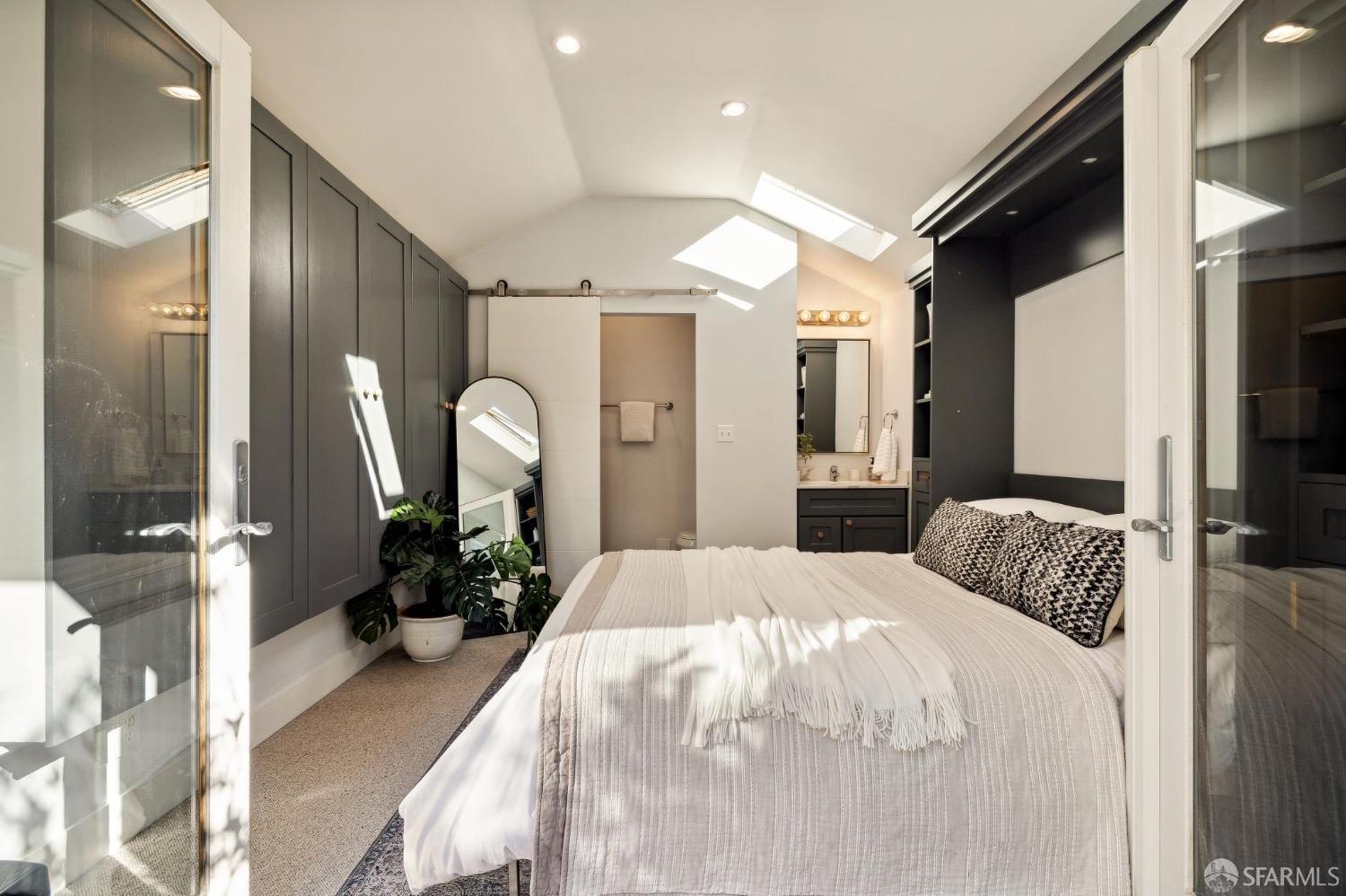 5714 Broadway Boulevard