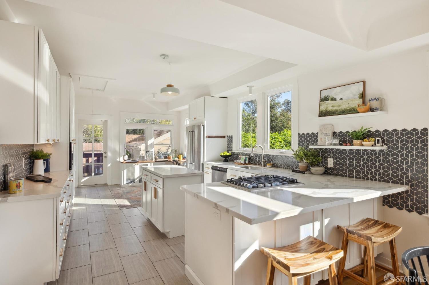 5714 Broadway Boulevard